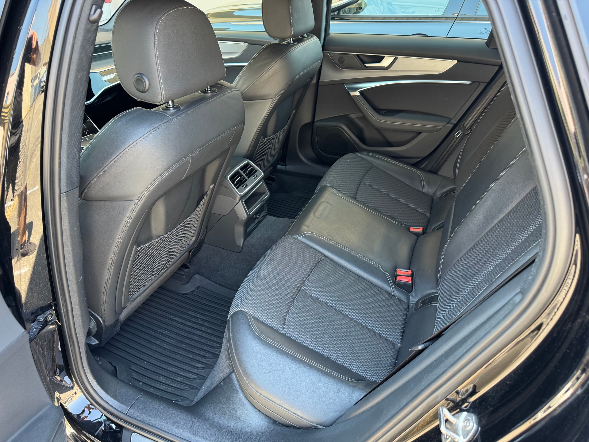 AUDI A6 Avant 40 TDI Sport quattro S-tronic-image-10