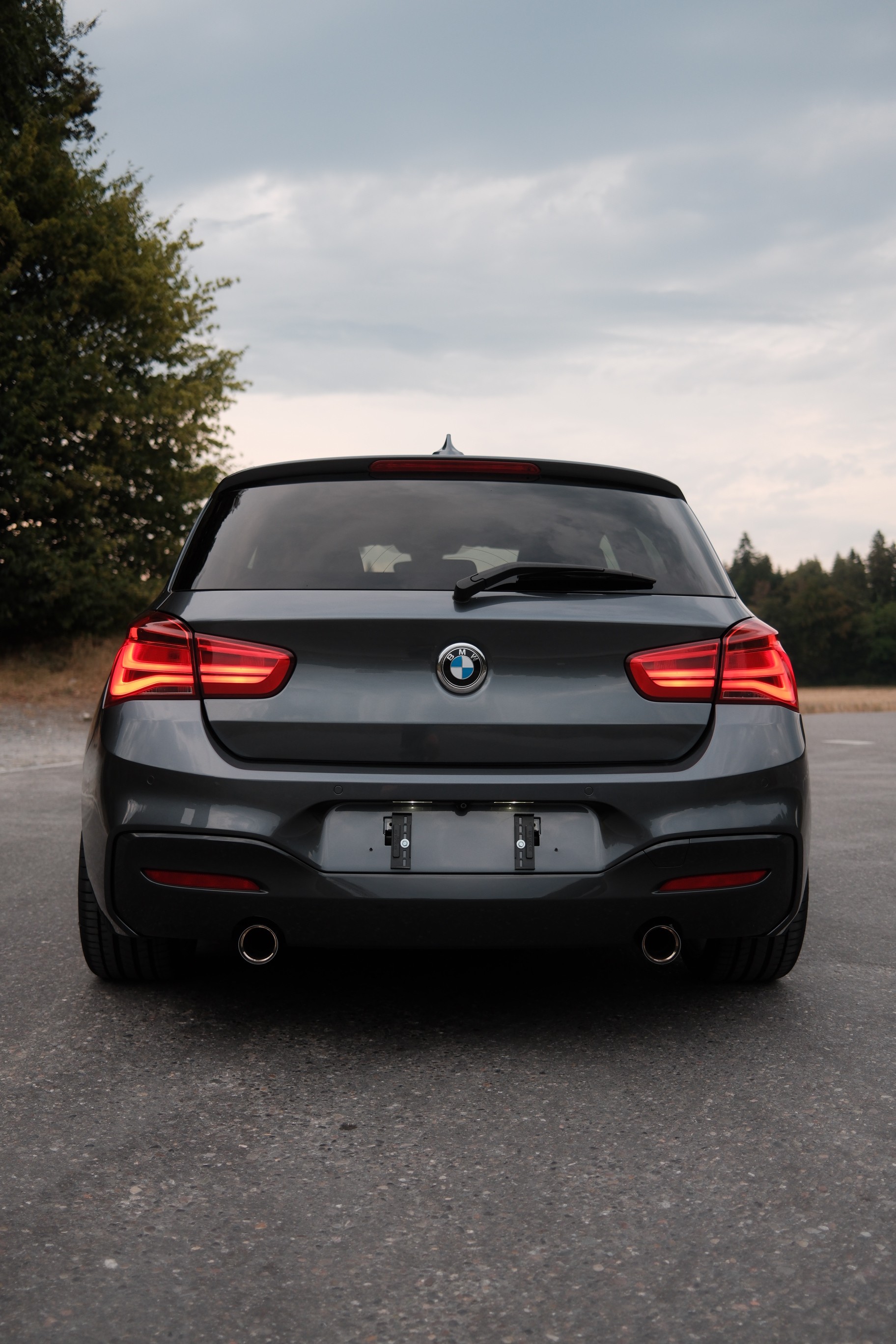 BMW M140i-image-2