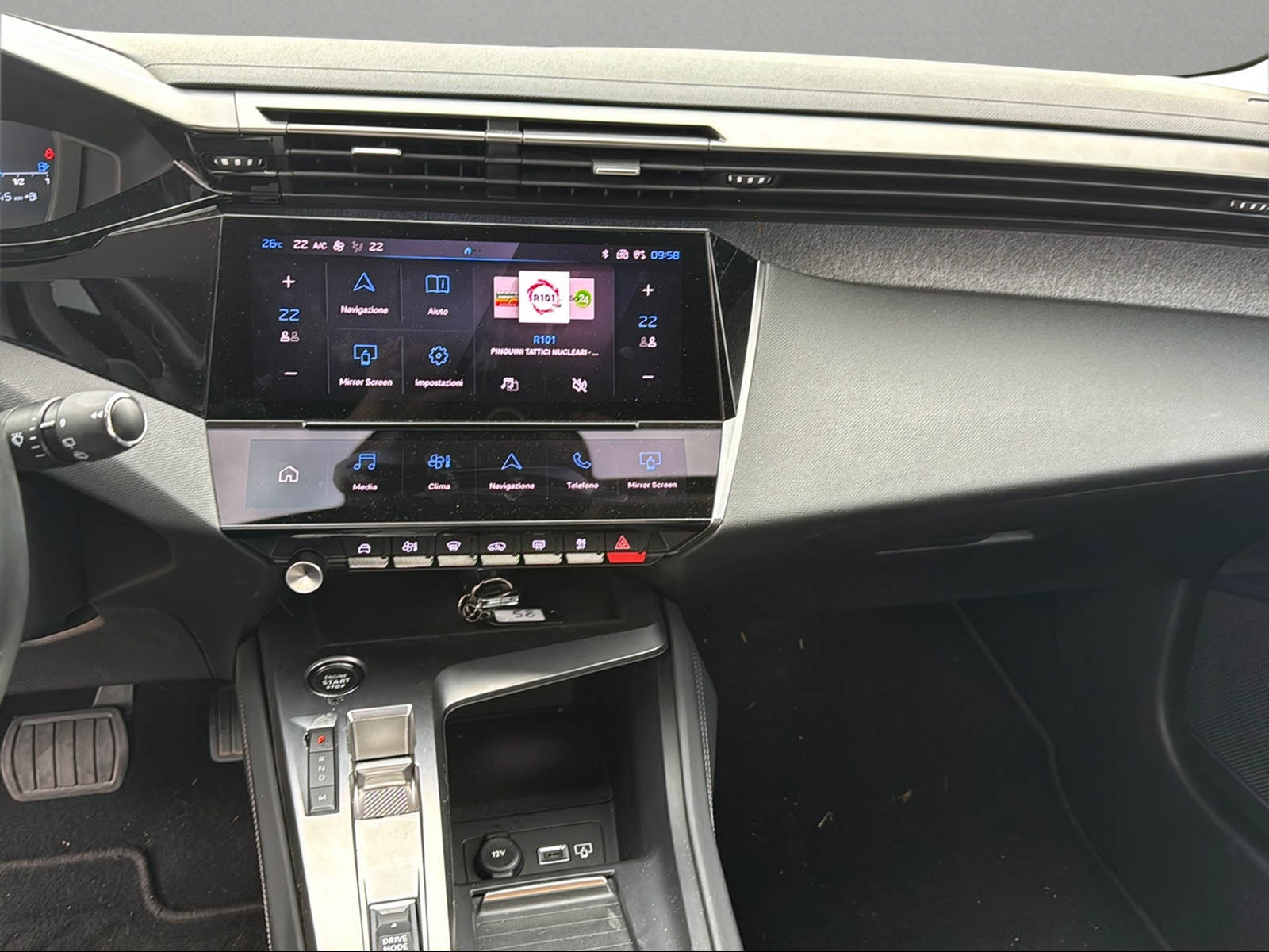PEUGEOT 308 SW 1.2 Pure Tech Allure Pack EAT8-image-6
