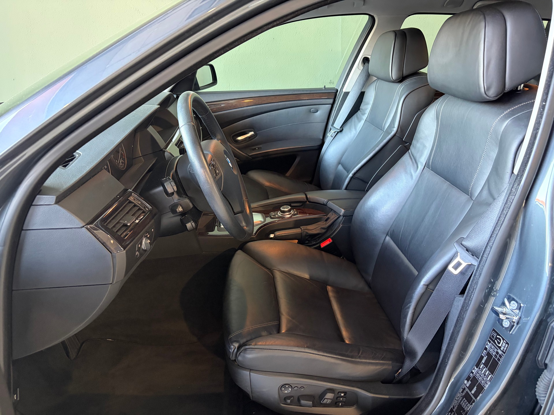 BMW 525xi Touring Steptronic *EDITION*Ab MFK*-image-5