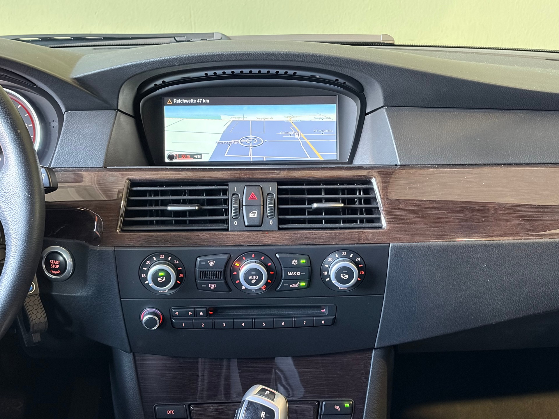 BMW 525xi Touring Steptronic *EDITION*Ab MFK*-image-13