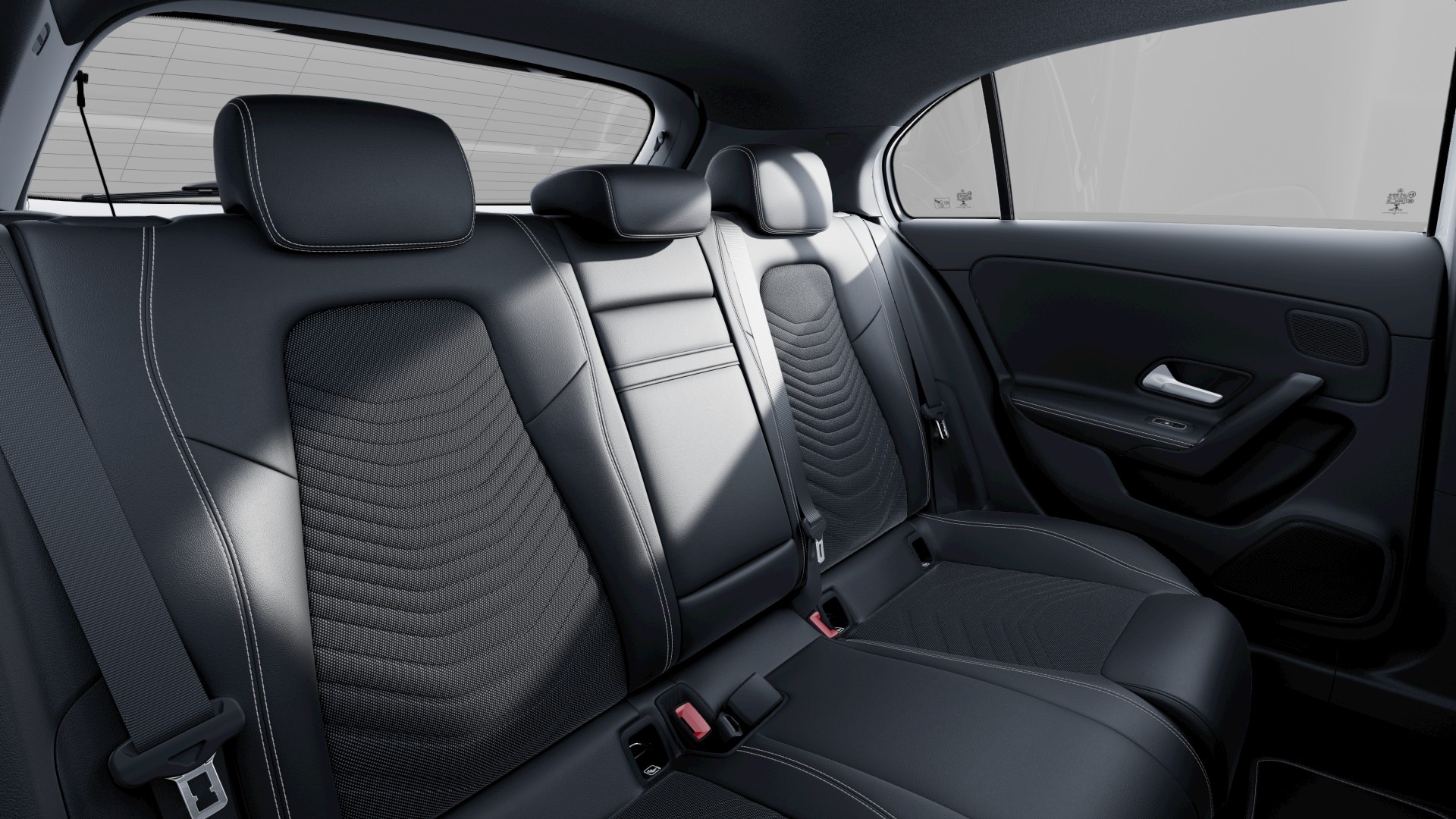 MERCEDES-BENZ A 250 e EQ Star 8G-DCT-image-8