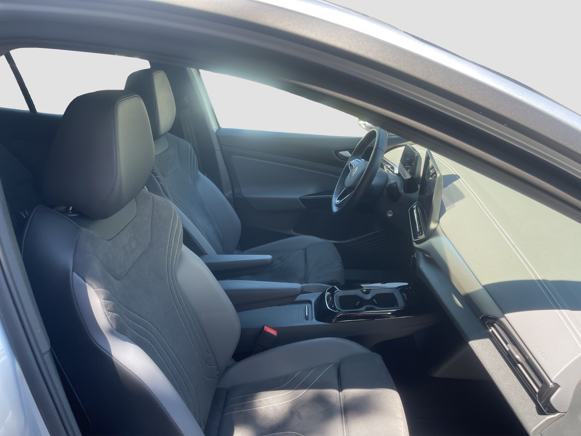 VW ID.4 Pro 77 kWh 4 Motion-image-13