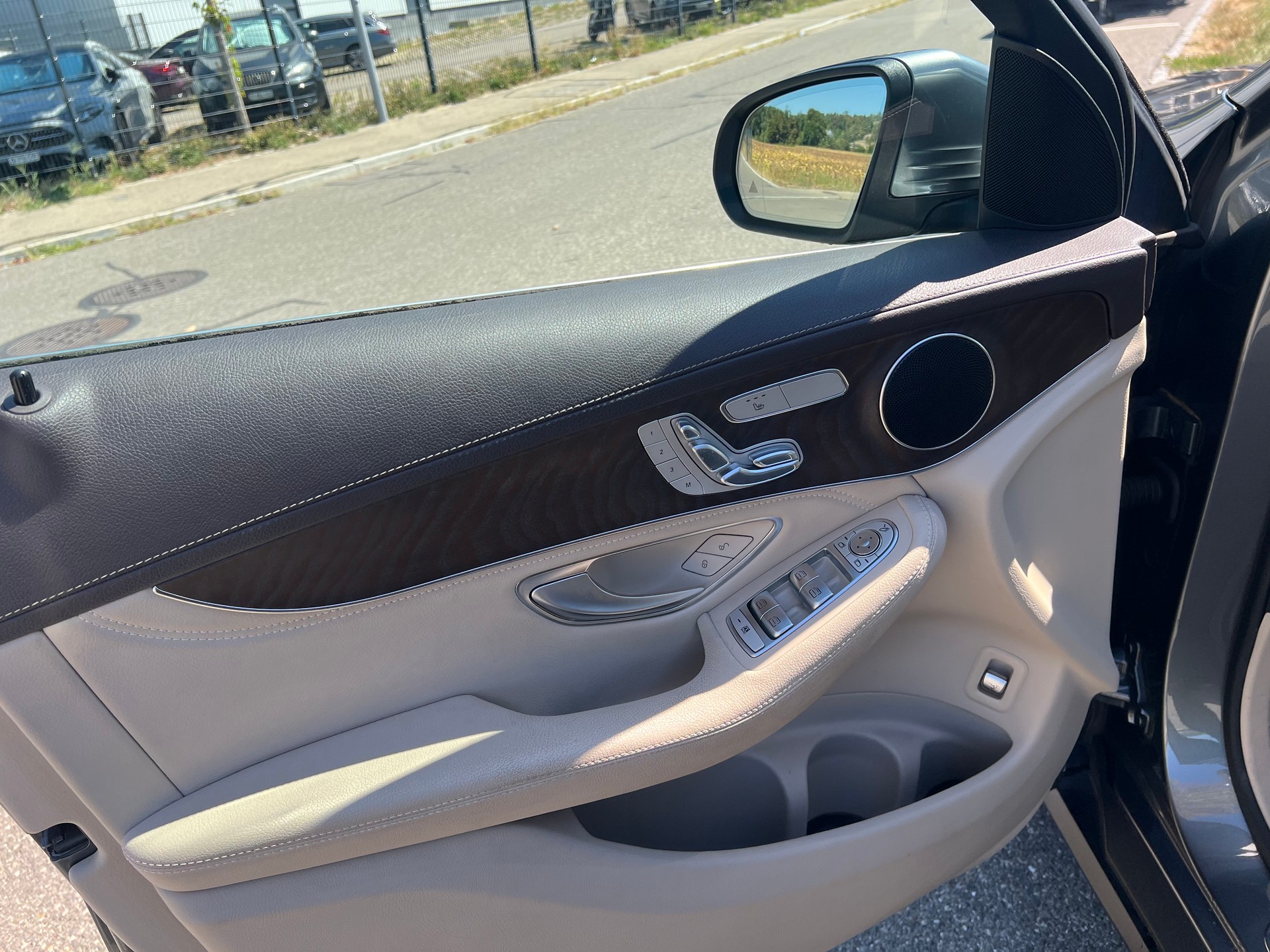 MERCEDES-BENZ GLC Coupé 350 e AMG Line 4Matic- 360°-Kamera-7G-Tronic-image-19