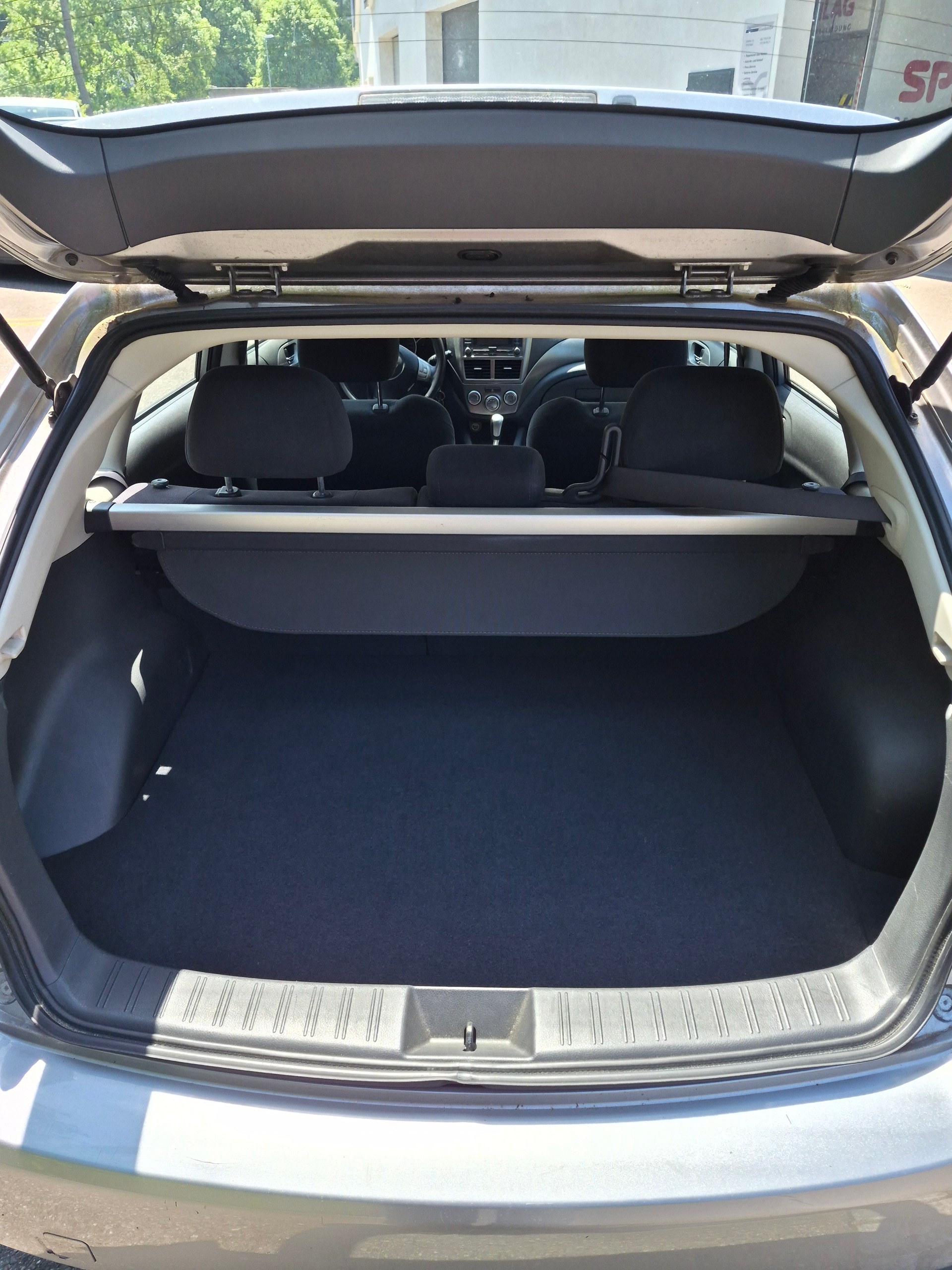 SUBARU Impreza 1.5R Swiss Automatic-image-5