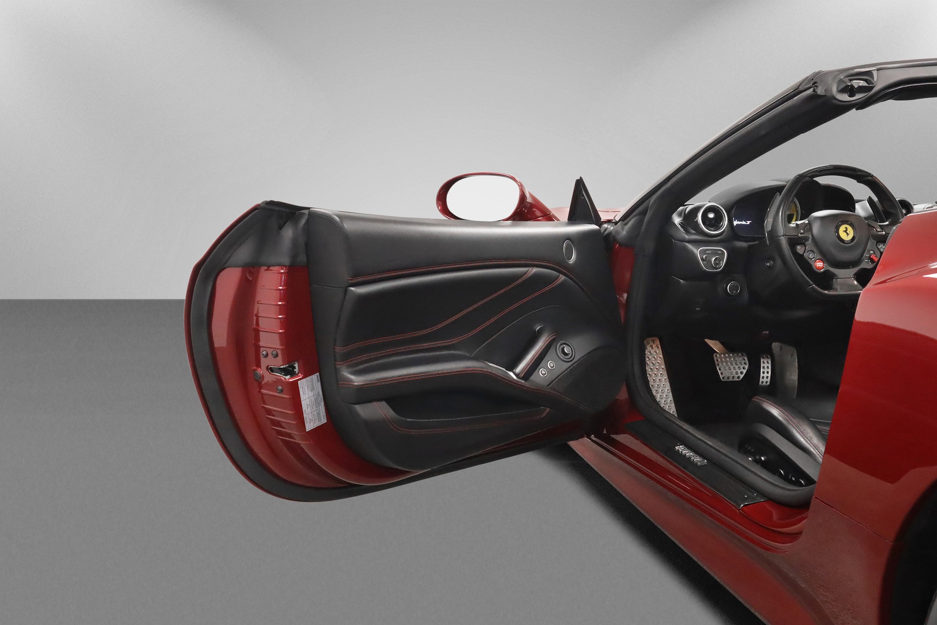 FERRARI California 3.9 V8 T-image-8
