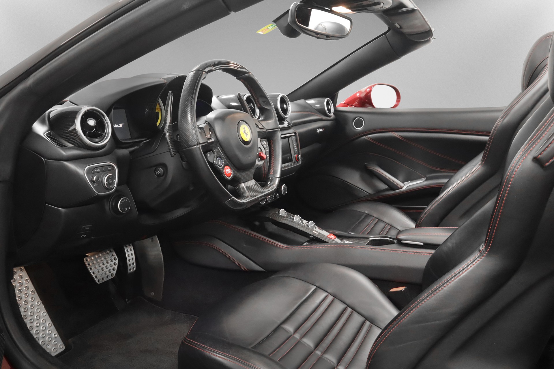 FERRARI California 3.9 V8 T-image-10