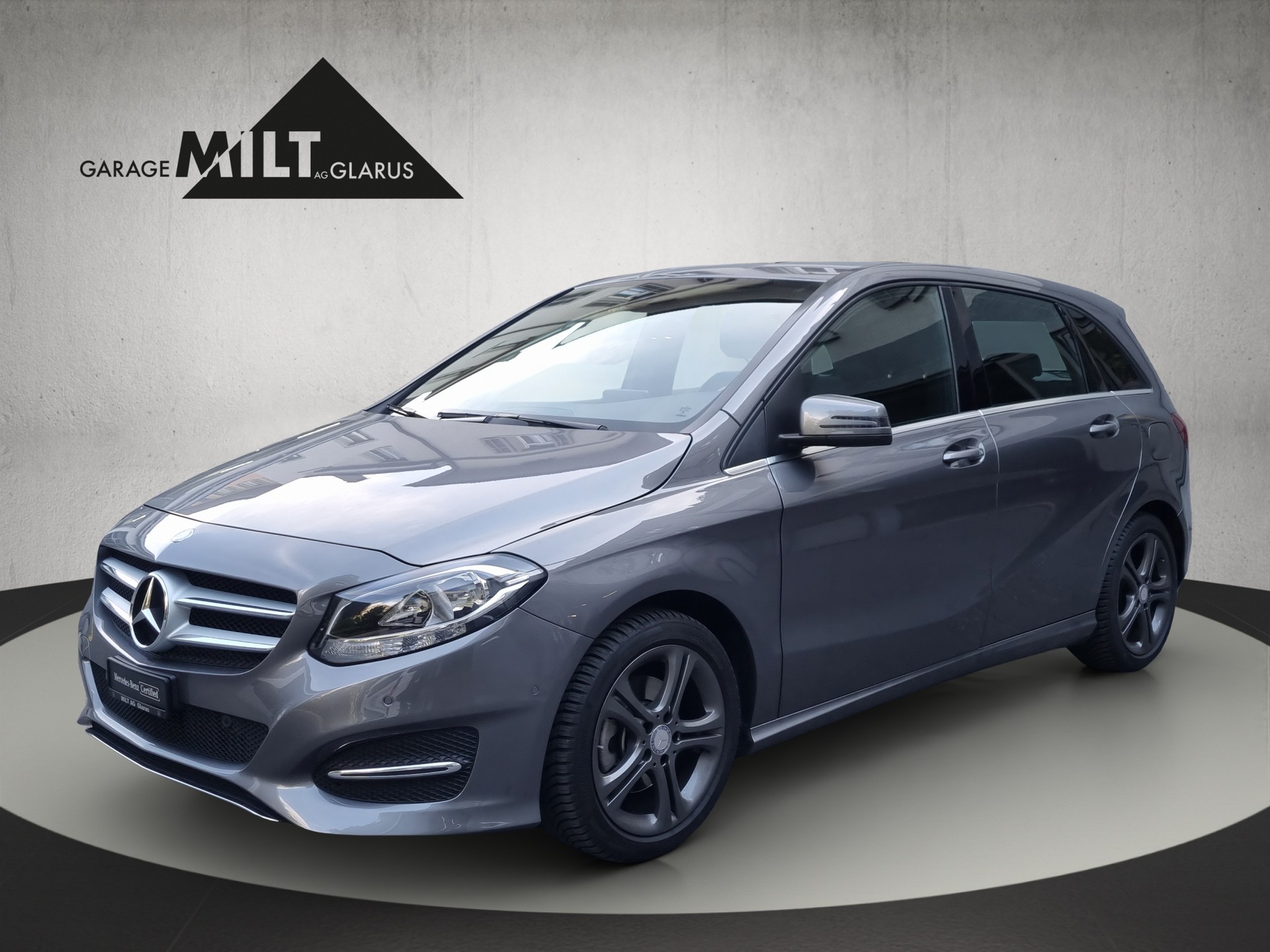 MERCEDES-BENZ B 220 Urban 4m-image-0