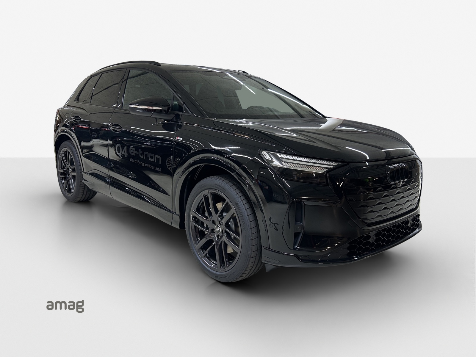 AUDI Q4 e-tron SUV quattro performance-image-5