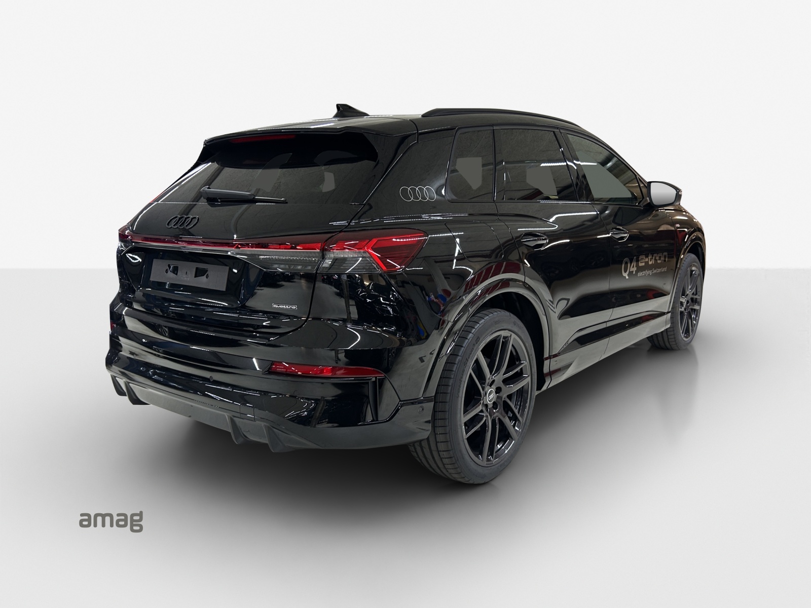 AUDI Q4 e-tron SUV quattro performance-image-4