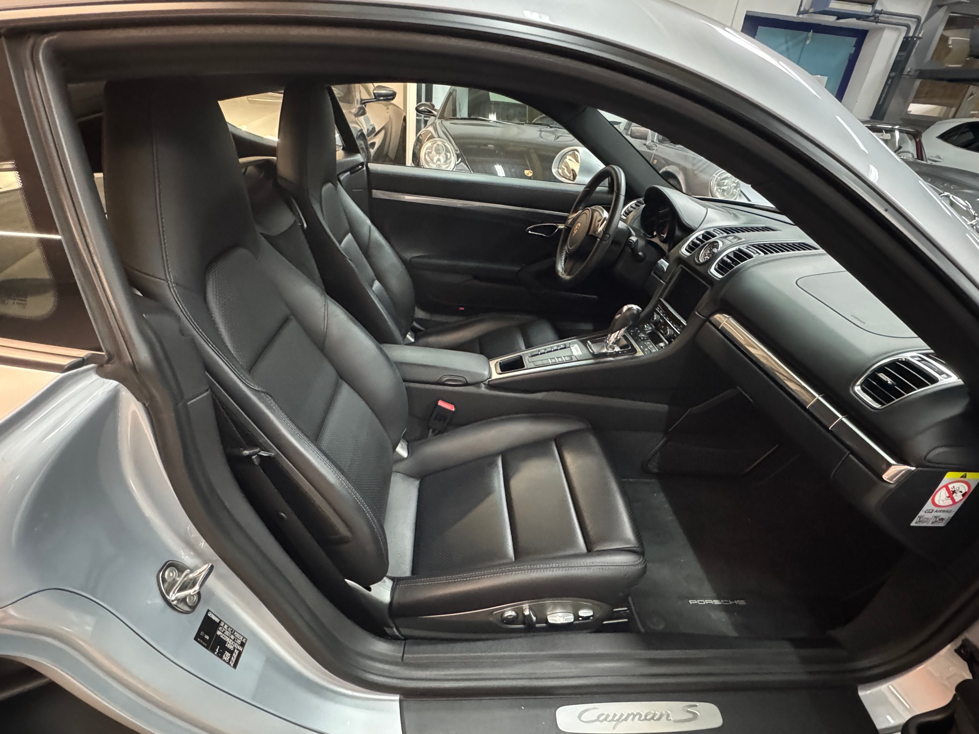 PORSCHE Cayman S 3.4 PDK-image-9