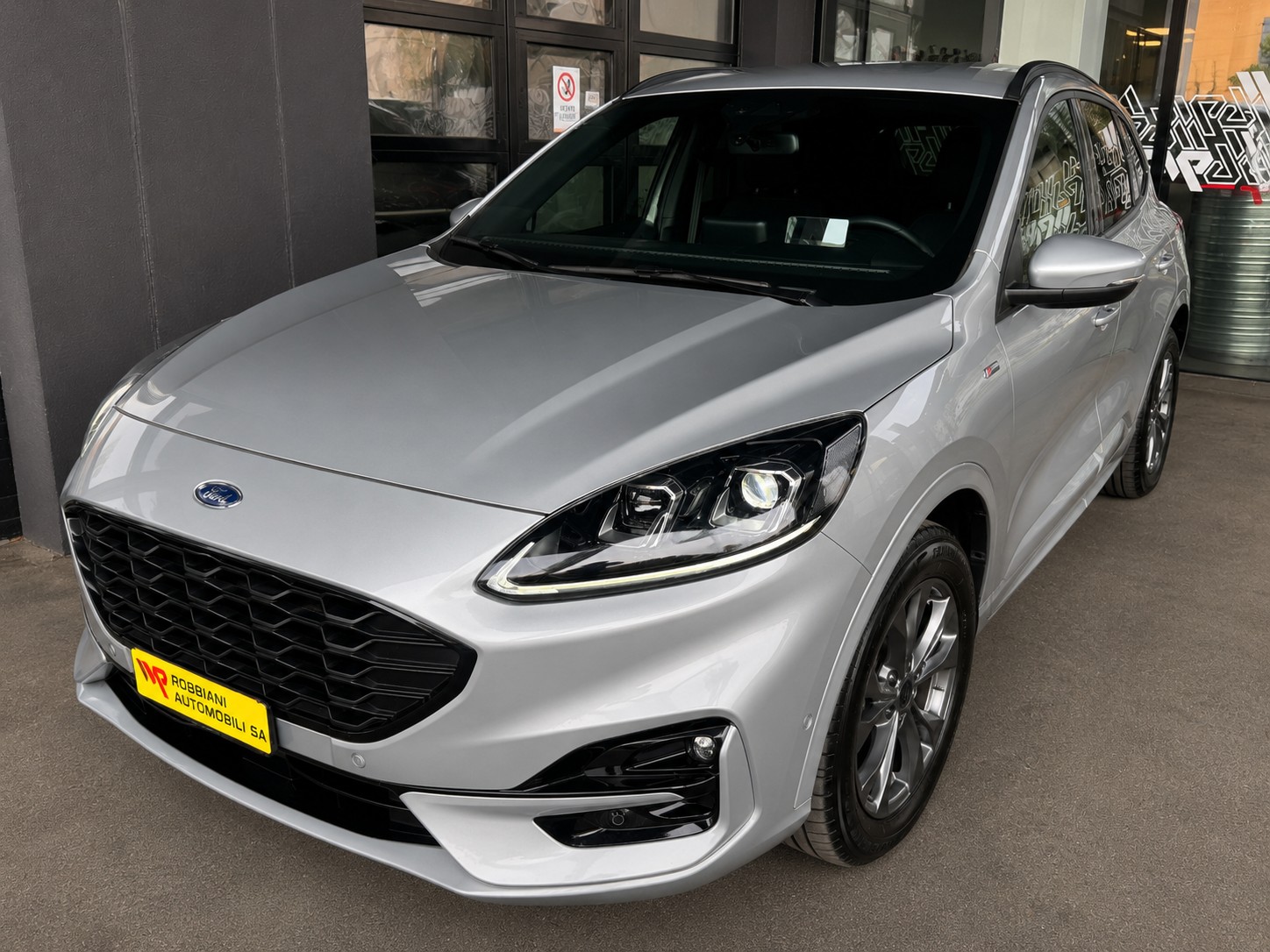FORD Kuga 2.5 FHEV ST-Line X 4WD-image-4
