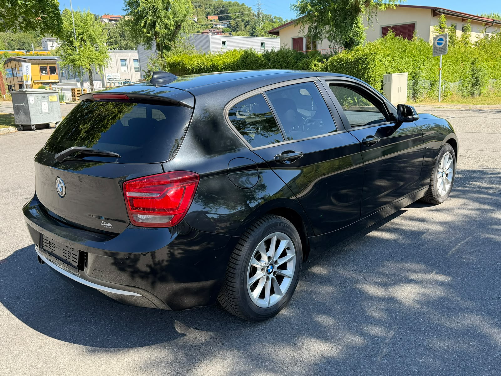 BMW 118i Urban Line Steptronic-image-9