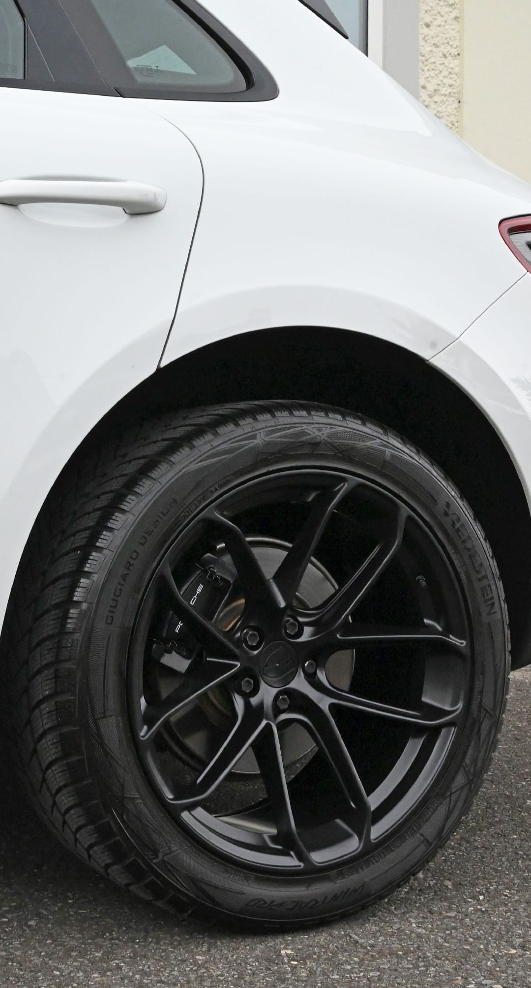 PORSCHE Macan PDK-image-7