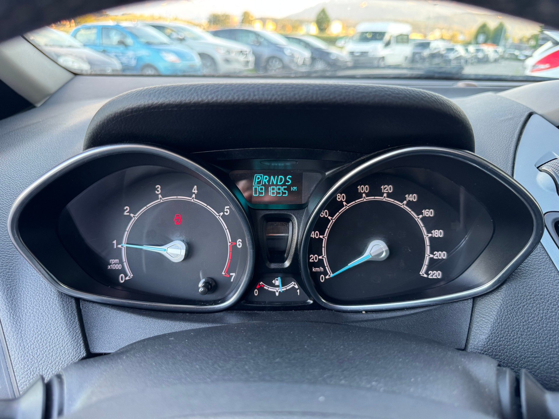 FORD B-Max 1.6 Ti-VCT TitaniumX PowerShift-image-8