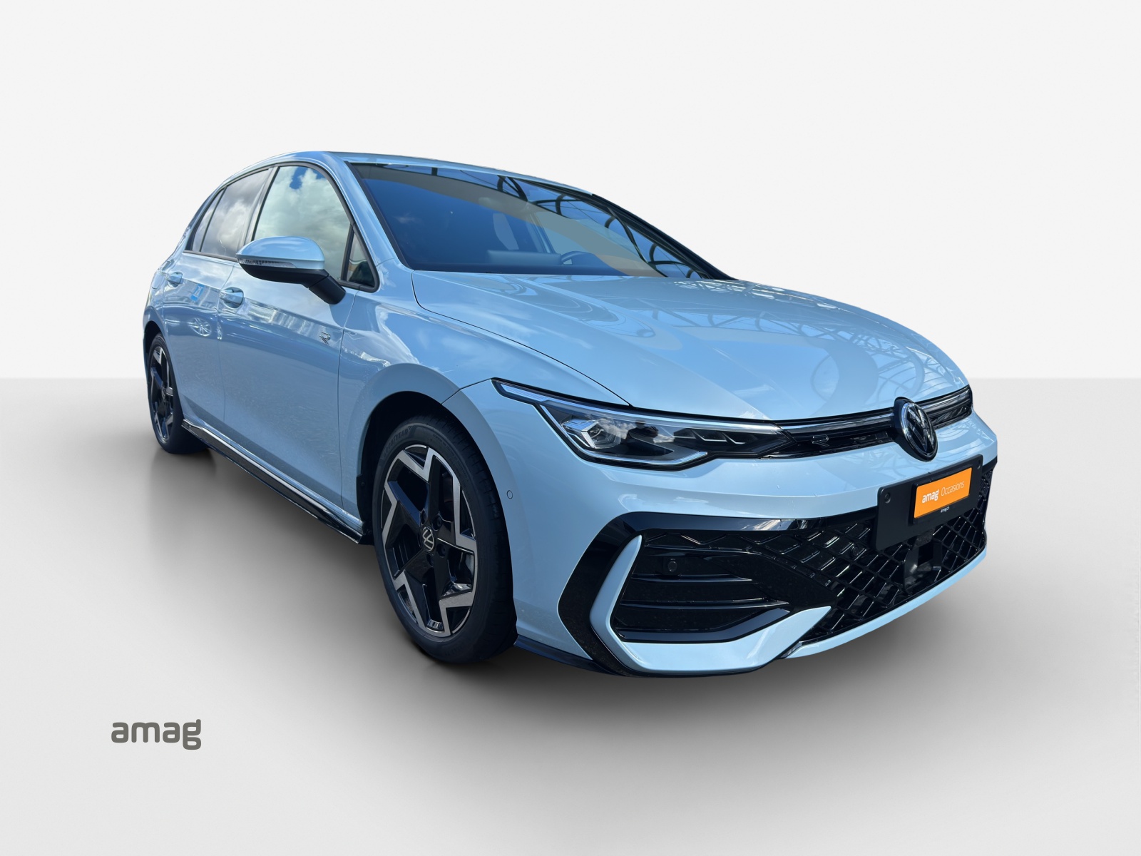 VW Golf 1.5 e TSI mHEV R-Line DSG-image-5