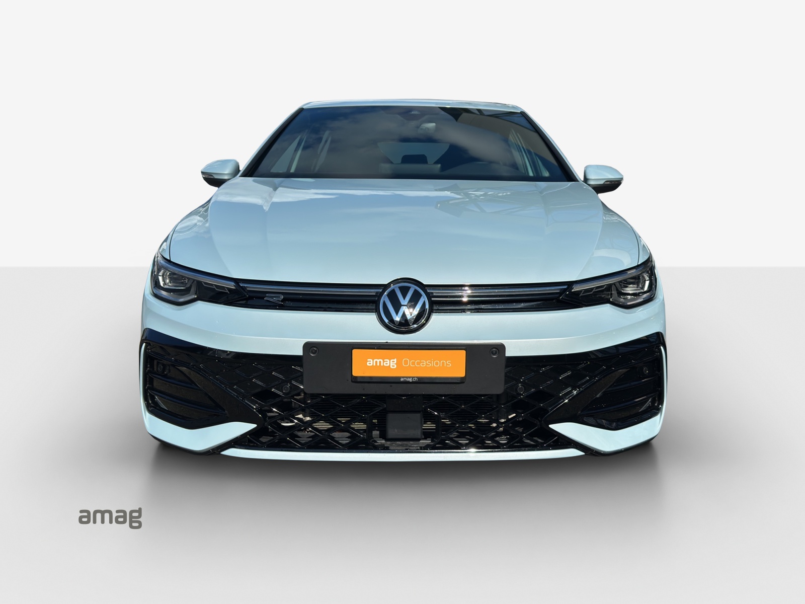 VW Golf 1.5 e TSI mHEV R-Line DSG-image-6