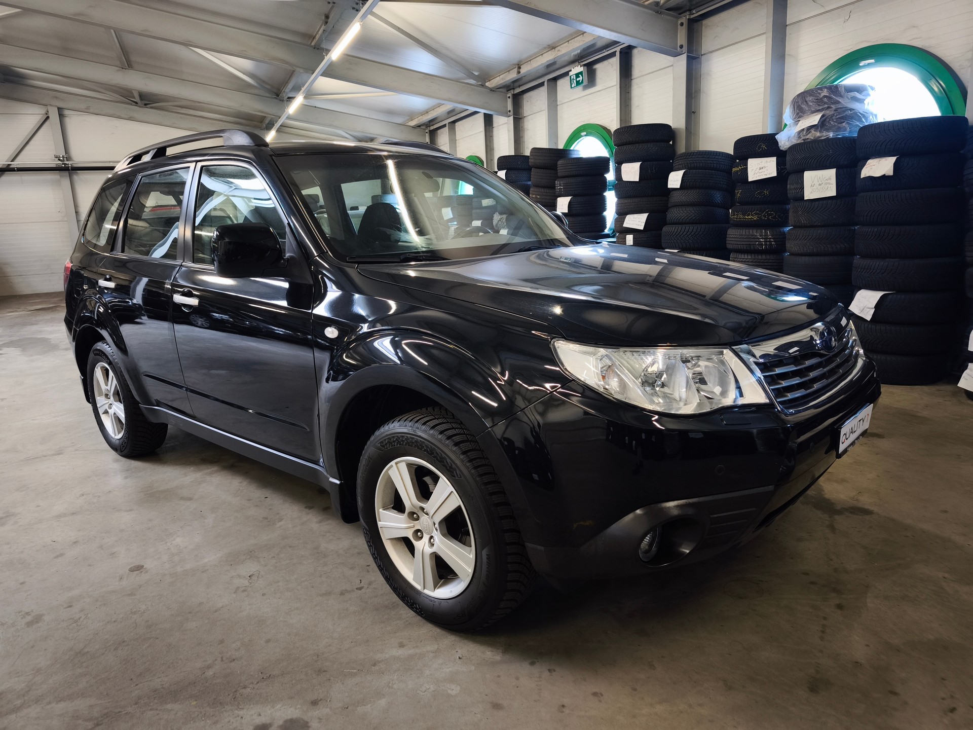 SUBARU Forester 2.0XS Comfort Celebration Automatic-image-1