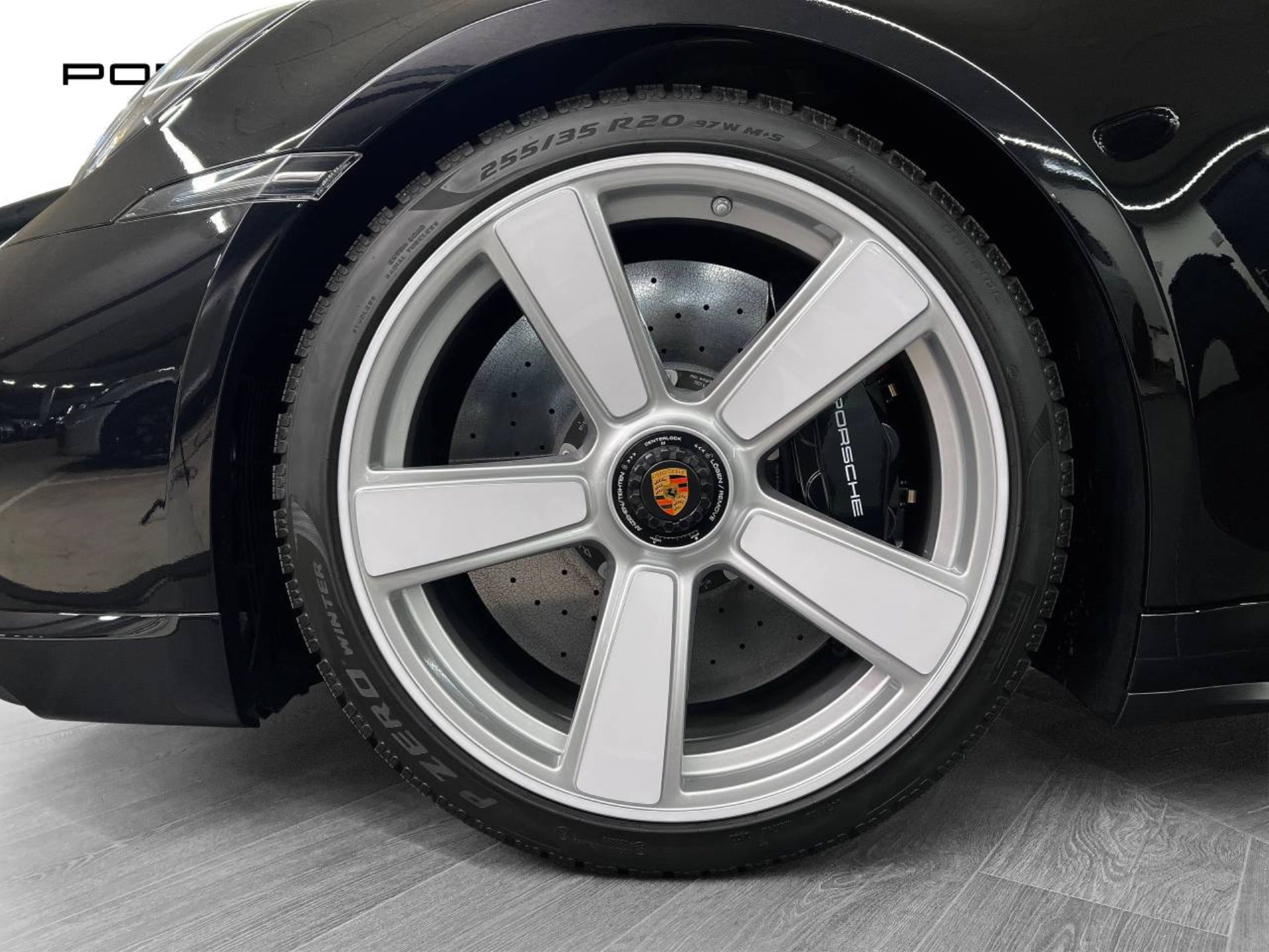 PORSCHE 911 Turbo 50 Jahre-image-10