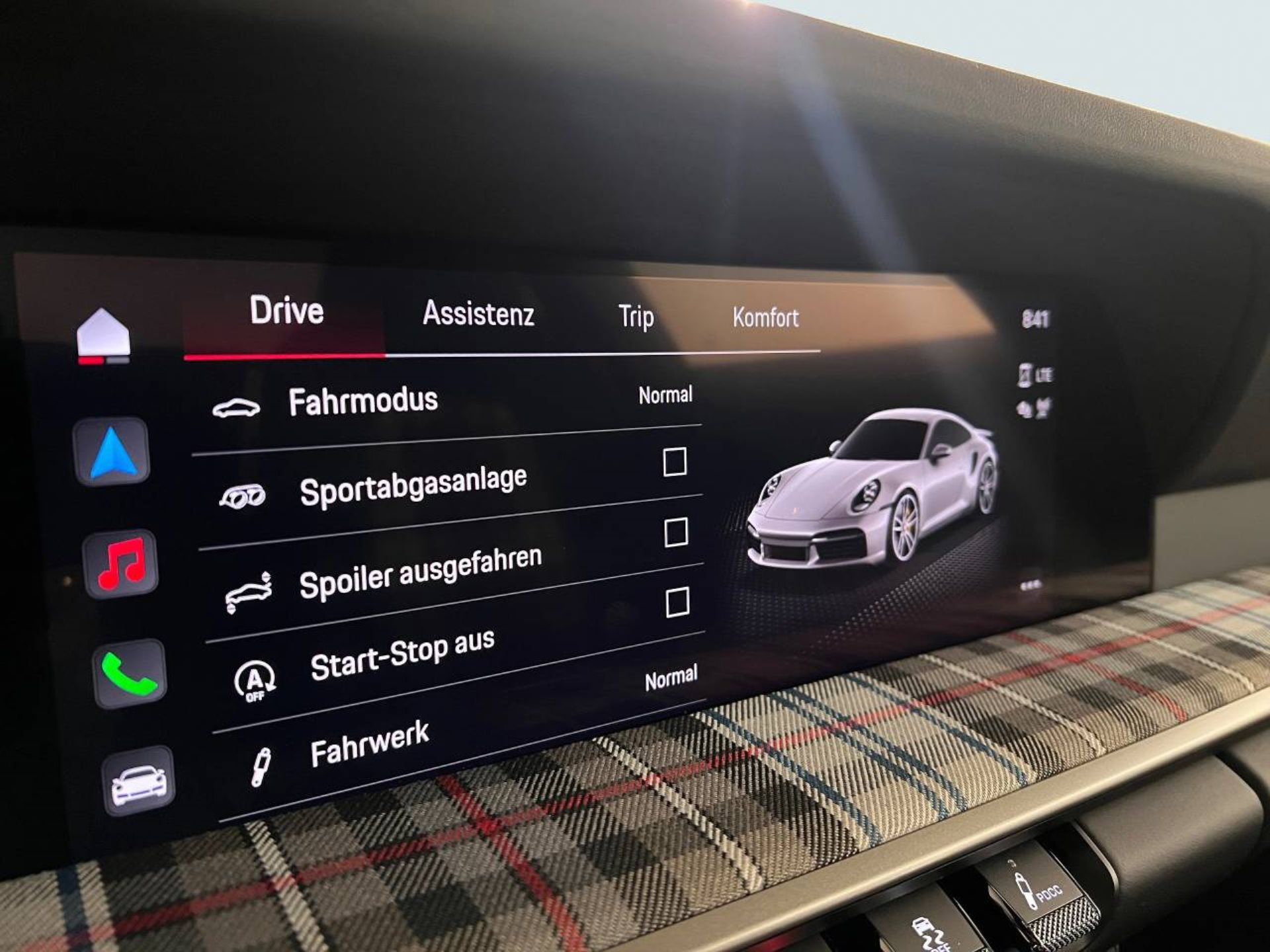 PORSCHE 911 Turbo 50 Jahre-image-27