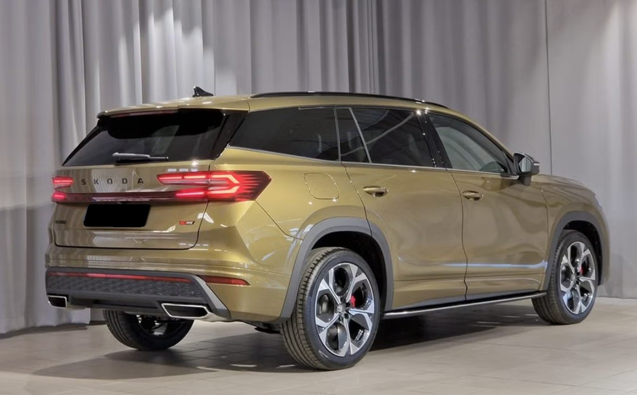 SKODA Kodiaq 2.0 TSI RS 4x4 7-Sitzer-image-2