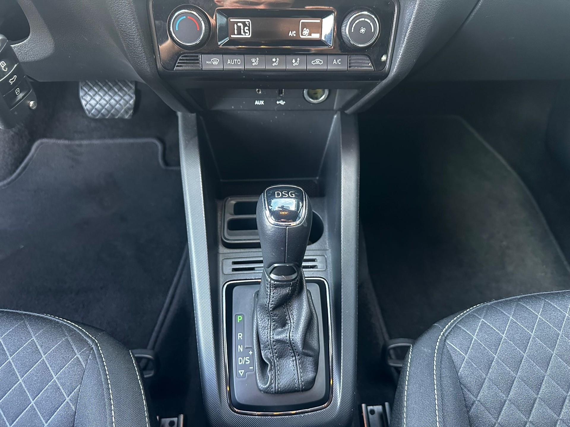 SKODA Fabia 1.0 TSI Style DSG-image-11