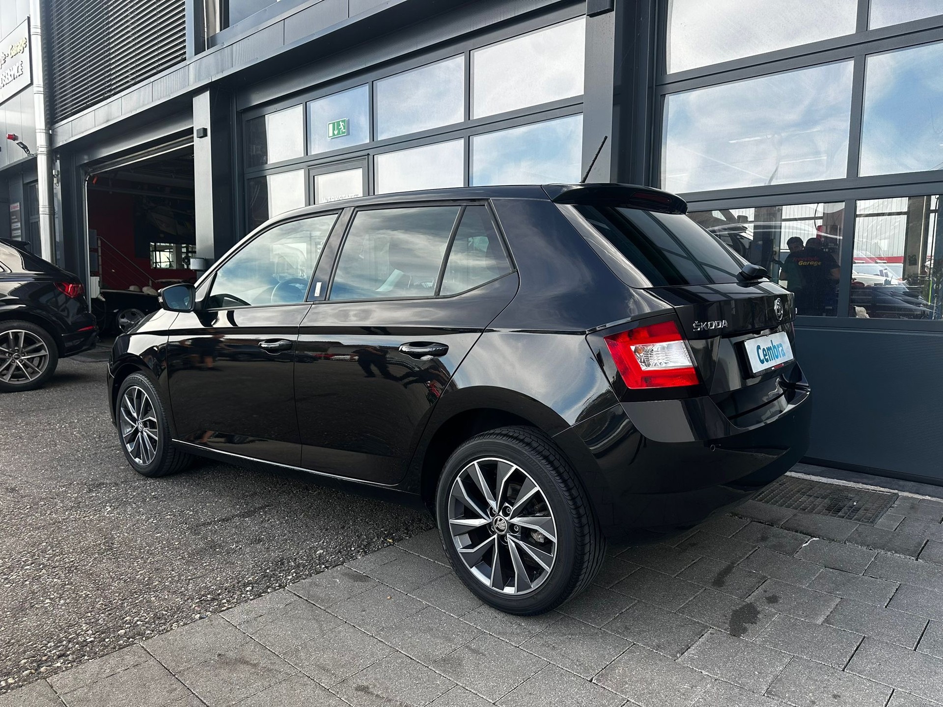 SKODA Fabia 1.0 TSI Style DSG-image-3