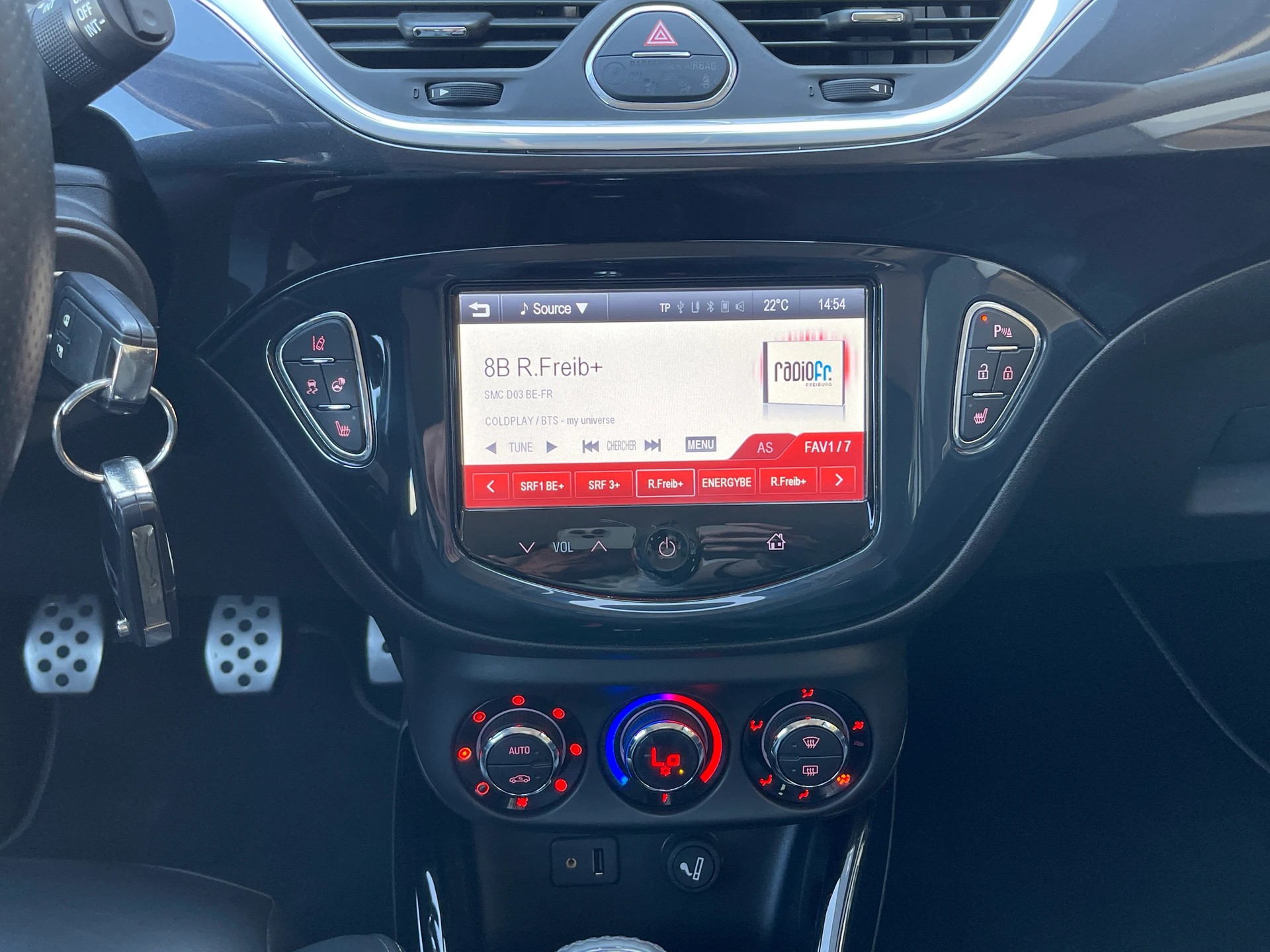 OPEL Corsa 1.6 Turbo OPC-image-10