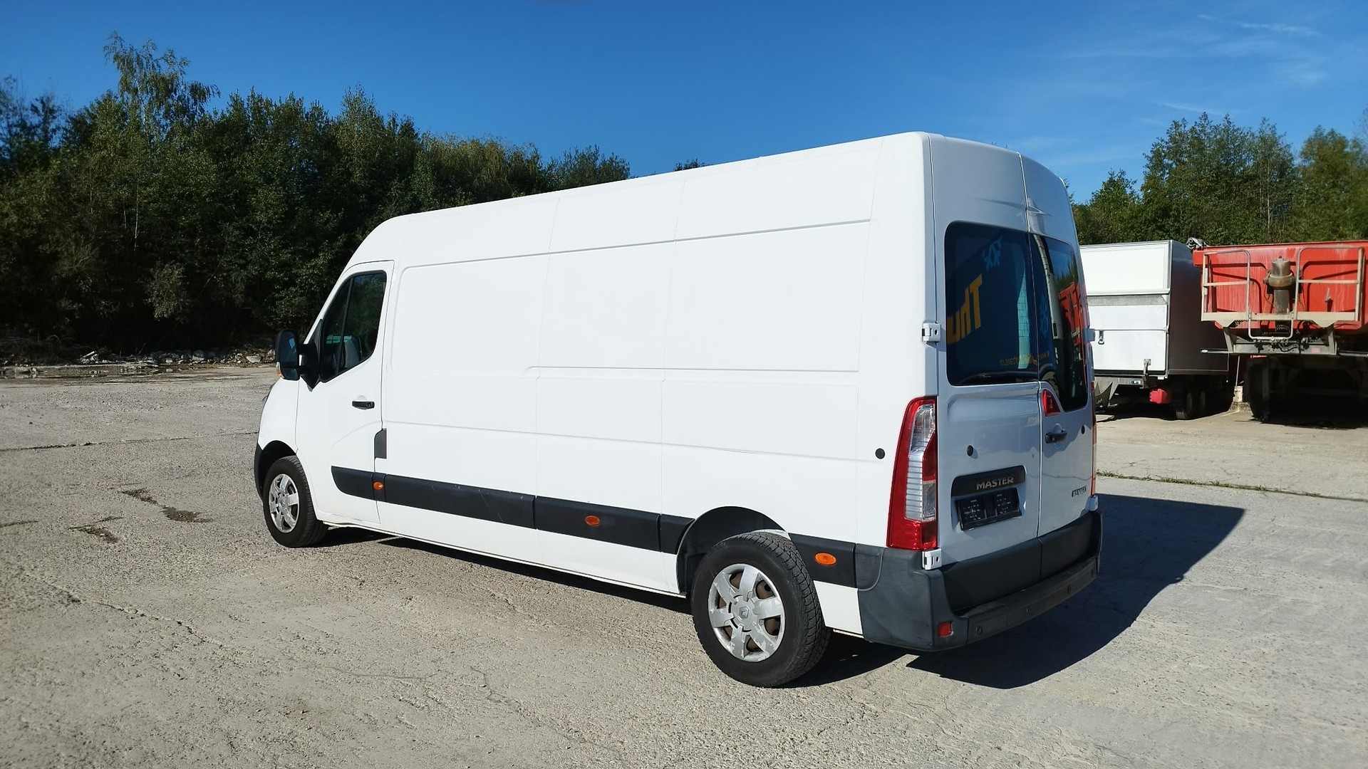 RENAULT Master T35 2.3dCi 125 L3H2-image-2