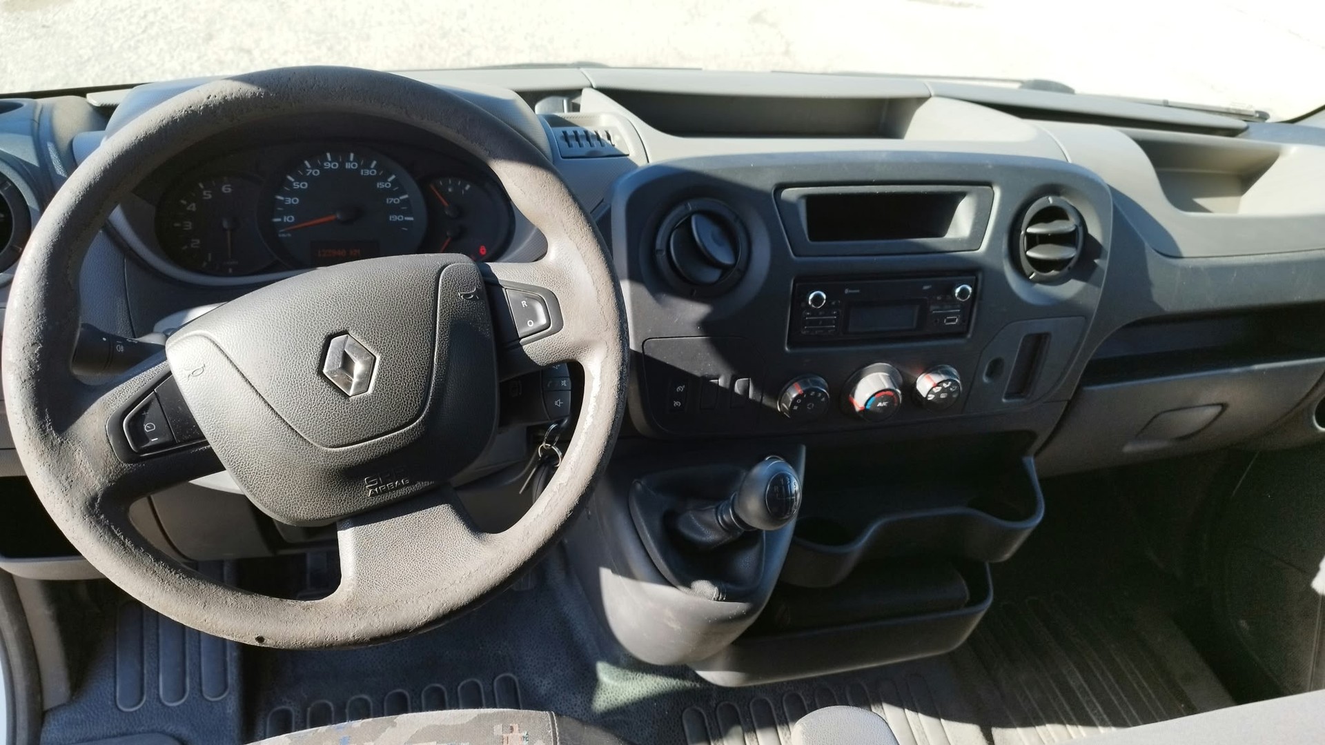 RENAULT Master T35 2.3dCi 125 L3H2-image-14