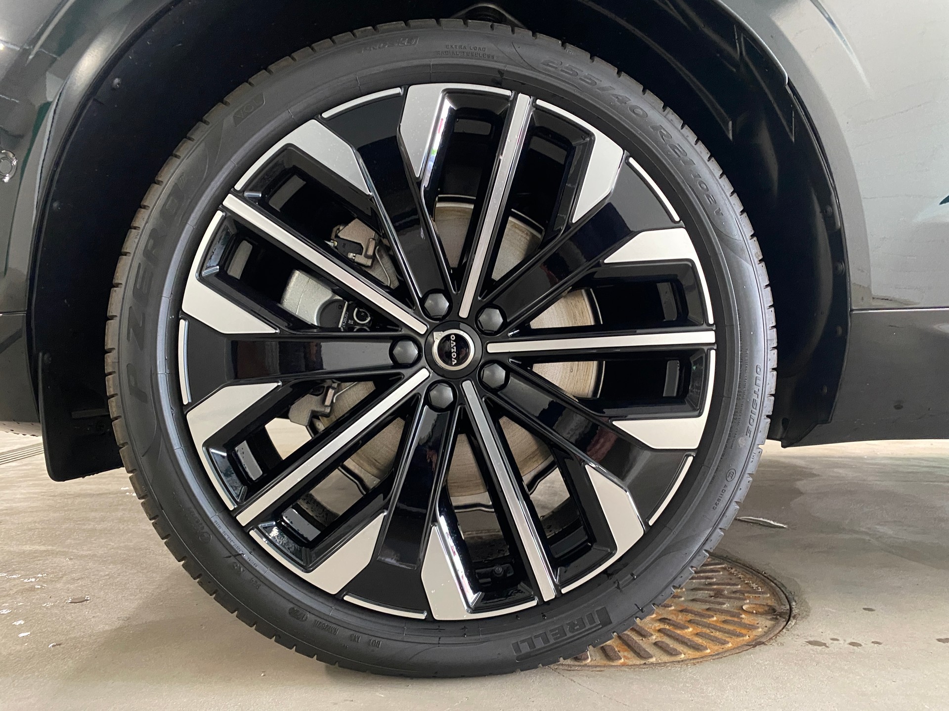 VOLVO XC60 2.0 T6 TE Ultra Bright eAWD-image-16