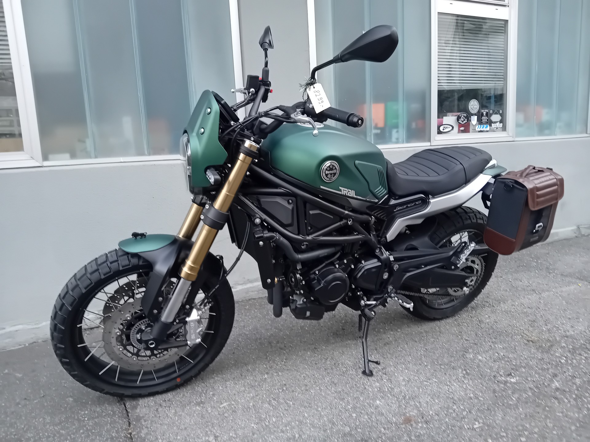 BENELLI Leoncino 800 T