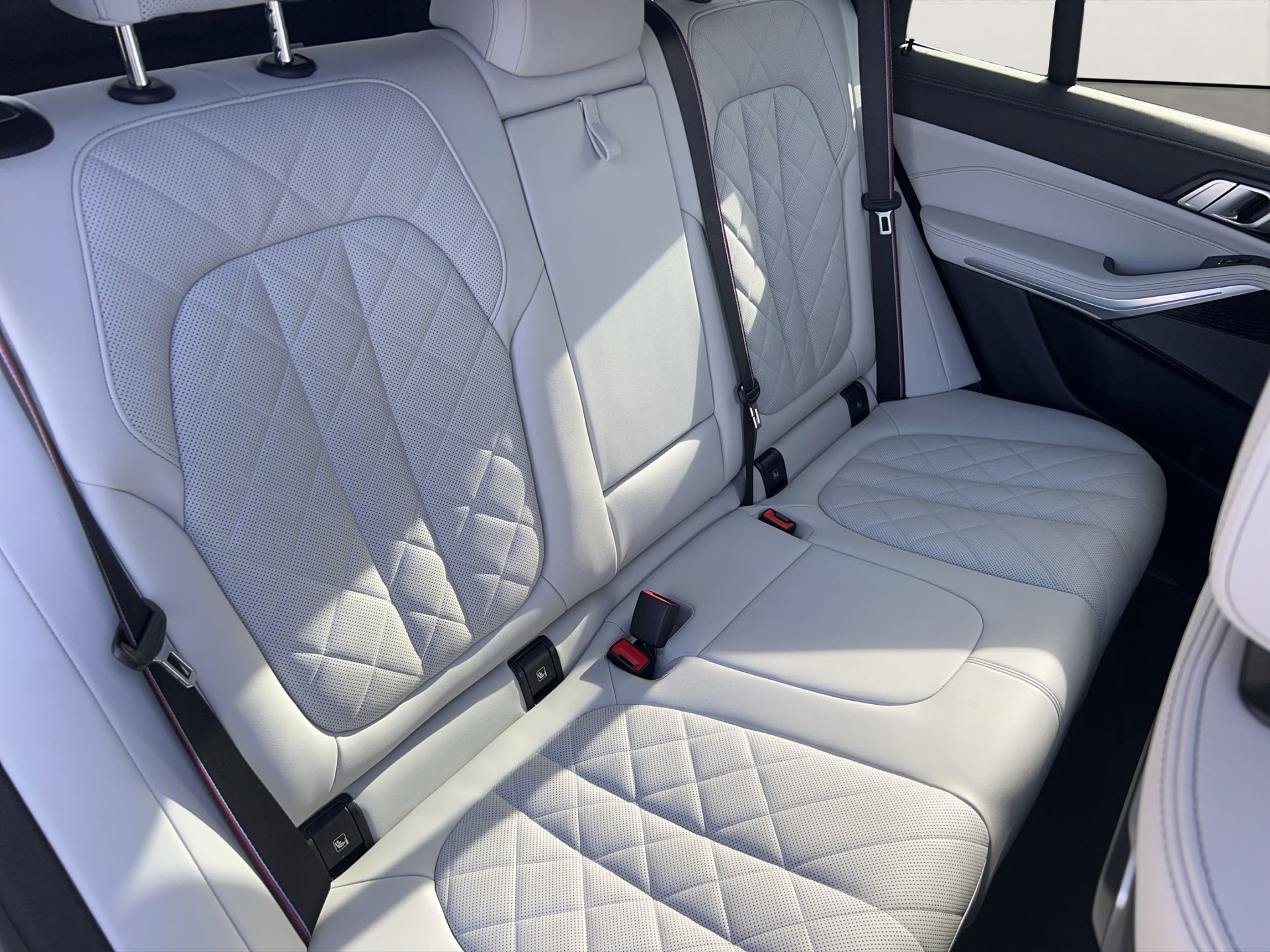 BMW X5 xDr 50e M Sport Pro-image-21
