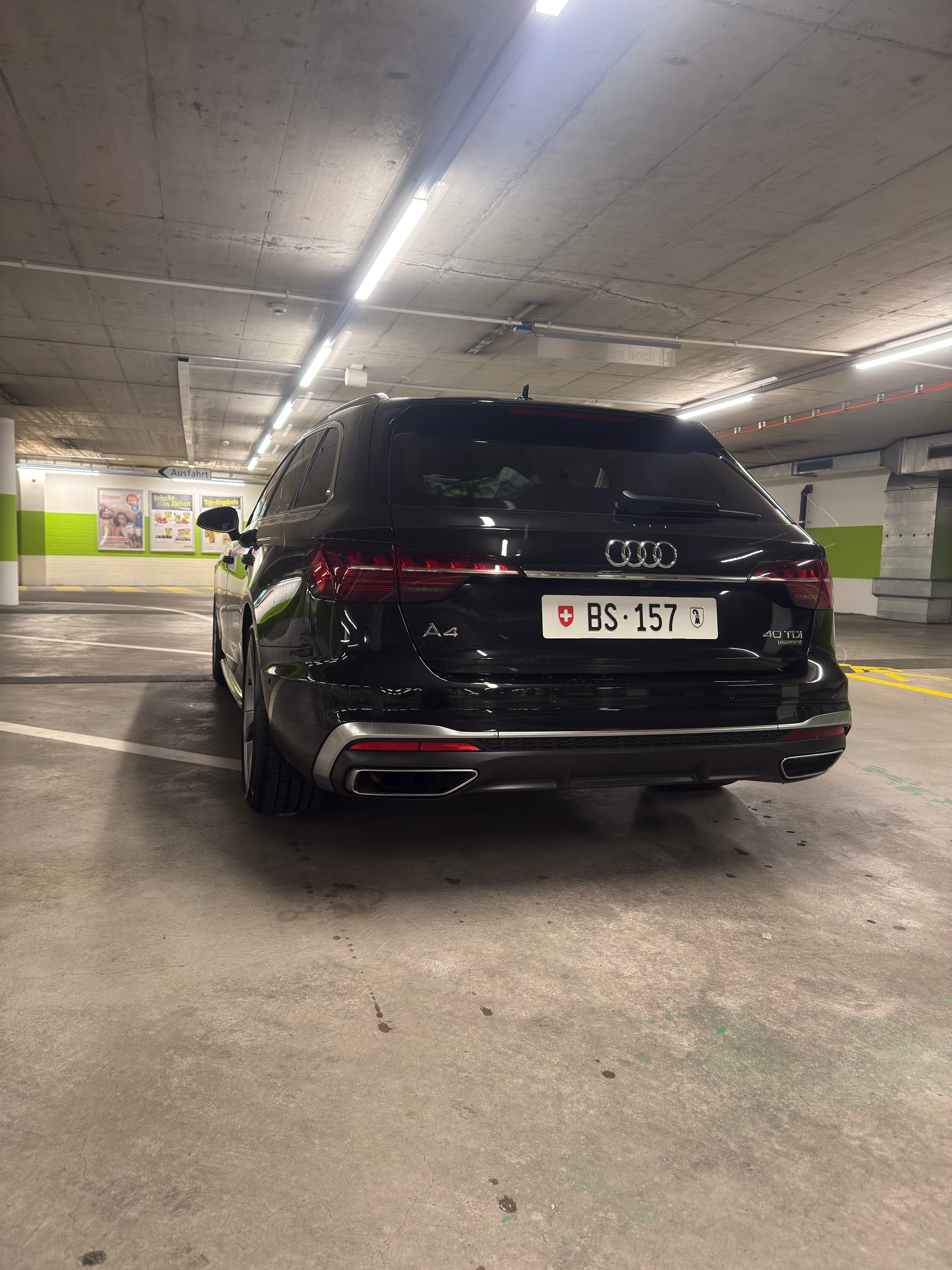 AUDI 2.0 40 TDI S Line Attraction quattro S-Tronic-image-3