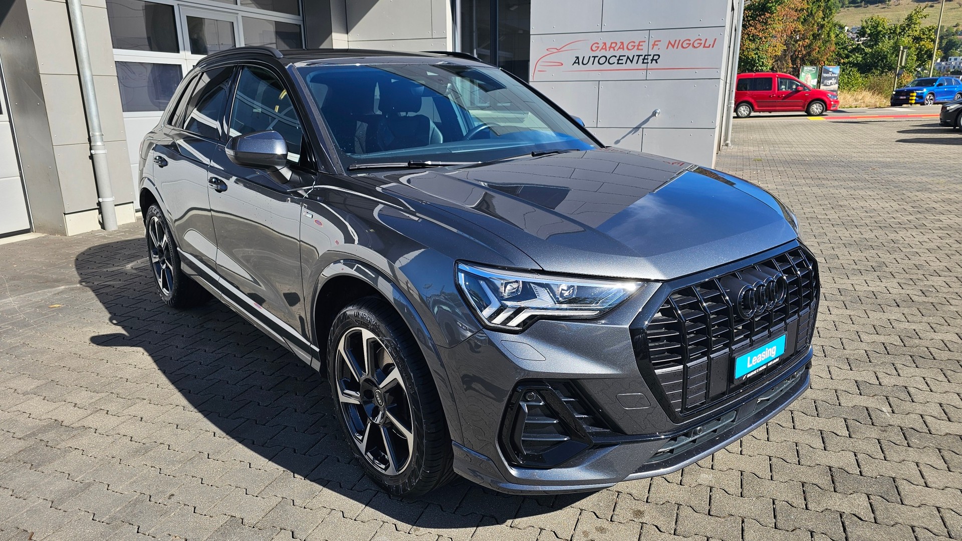 AUDI Q3 45 TFSI e S line S-tronic-image-0