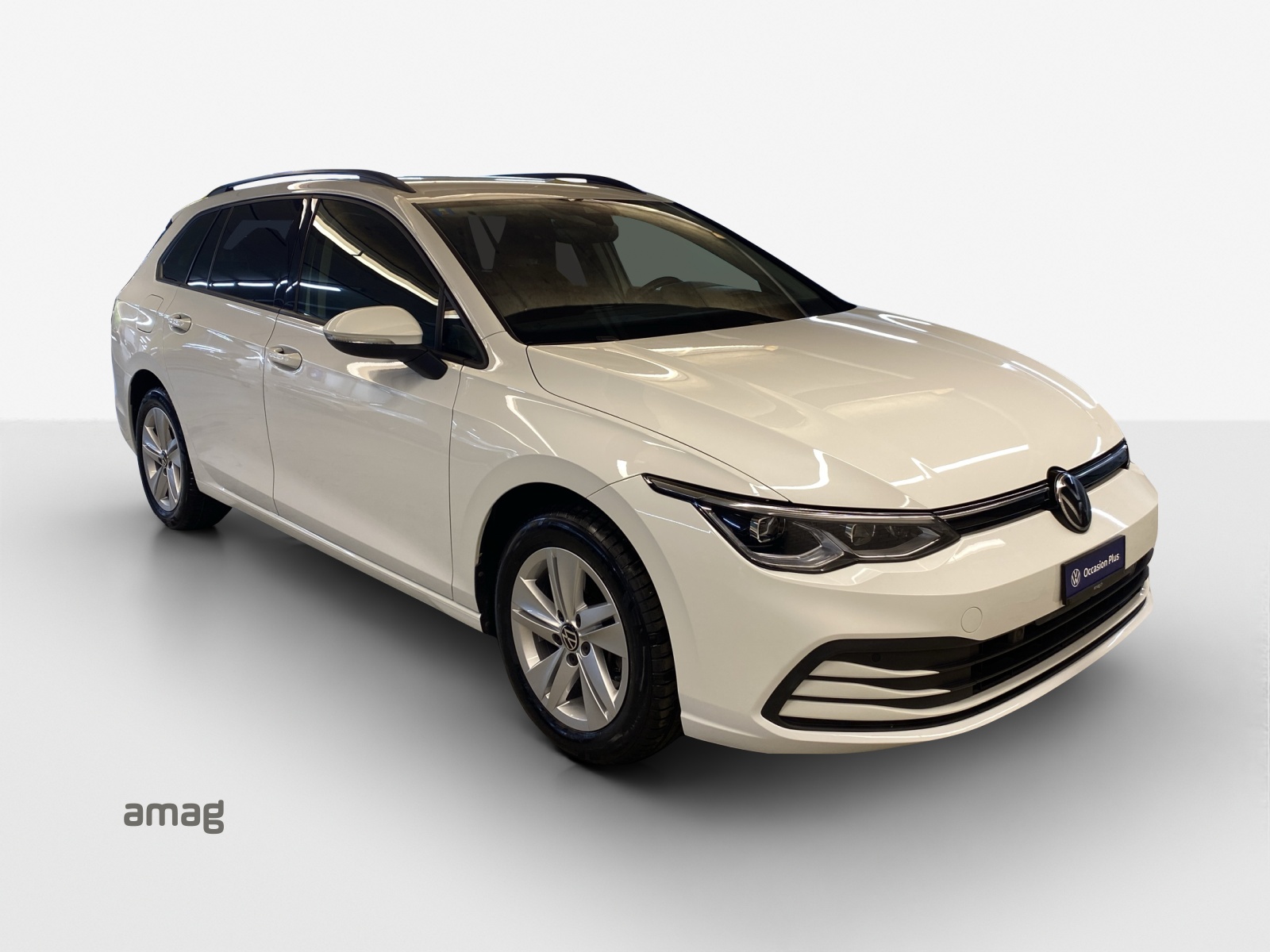 VW Golf Variant 2.0 TDI Life DSG 4Motion-image-5