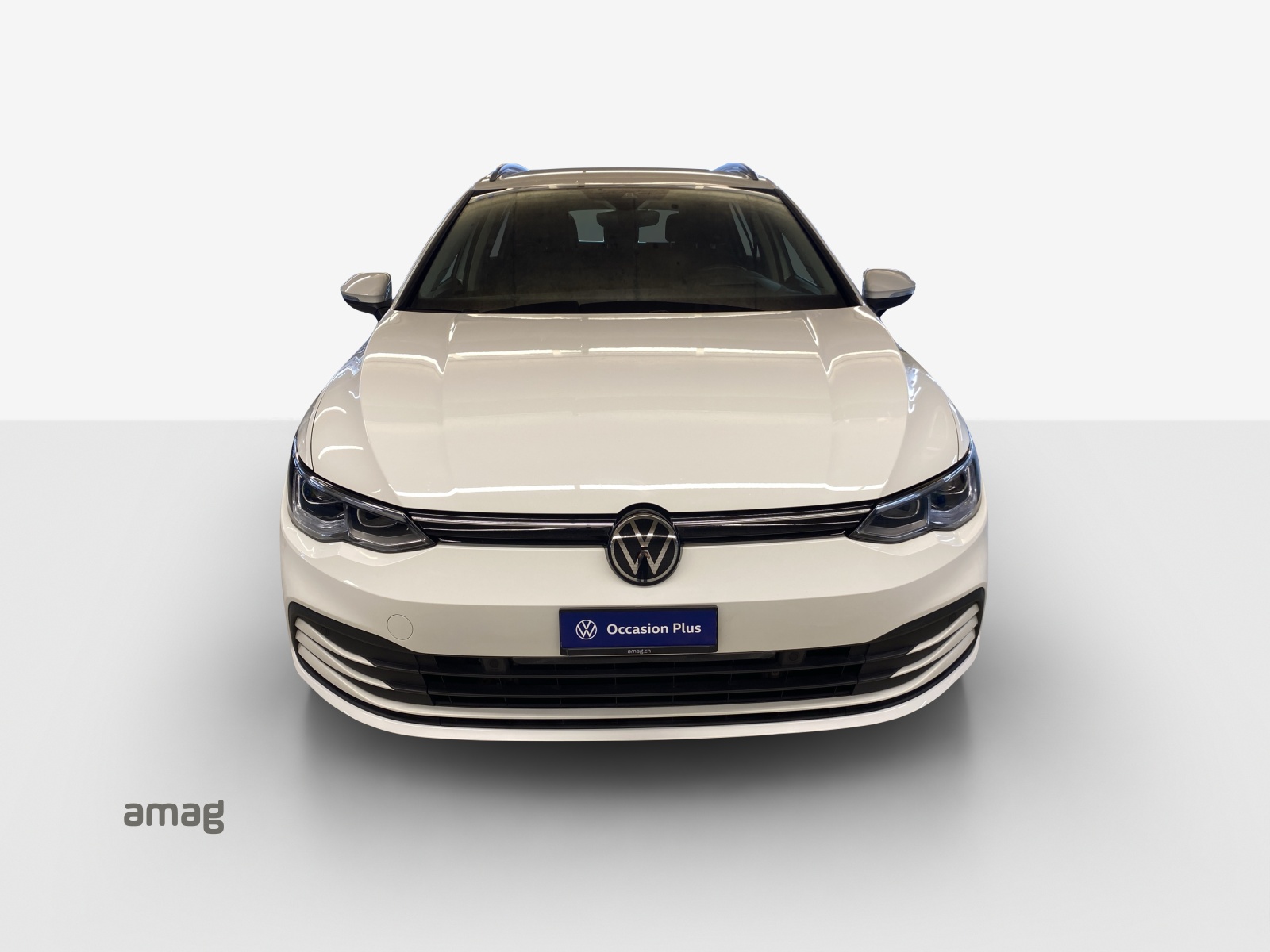 VW Golf Variant 2.0 TDI Life DSG 4Motion-image-6