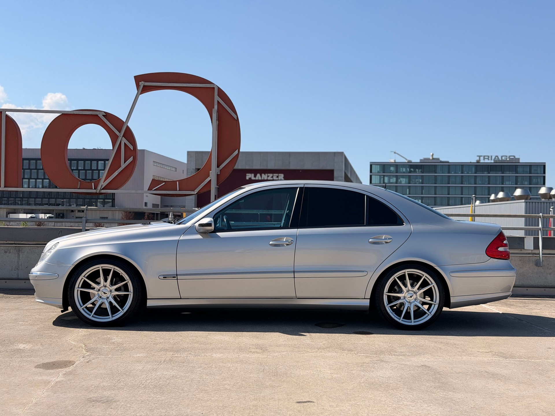 MERCEDES-BENZ E 200 Kompressor Avantgarde-image-5