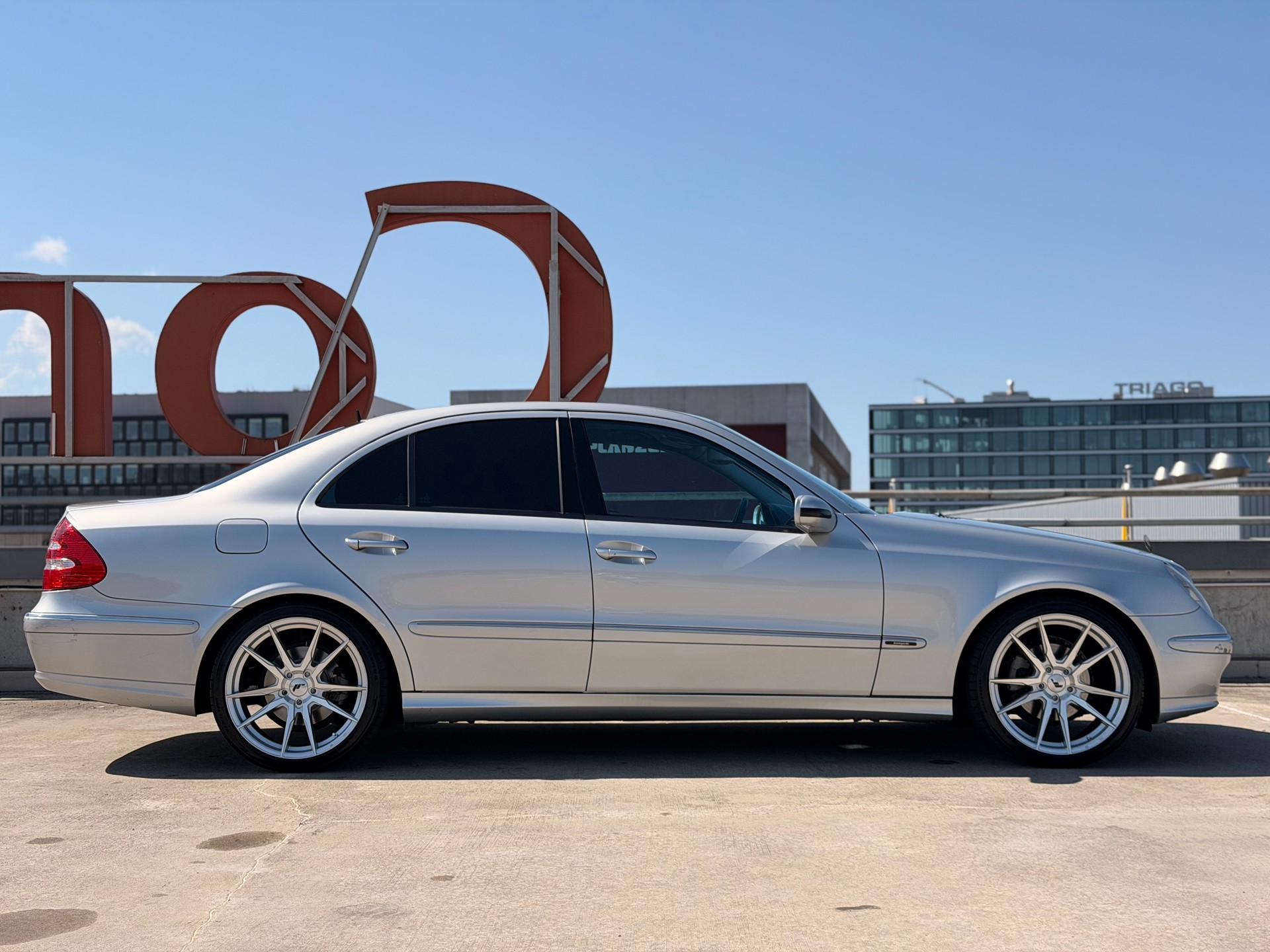 MERCEDES-BENZ E 200 Kompressor Avantgarde-image-2