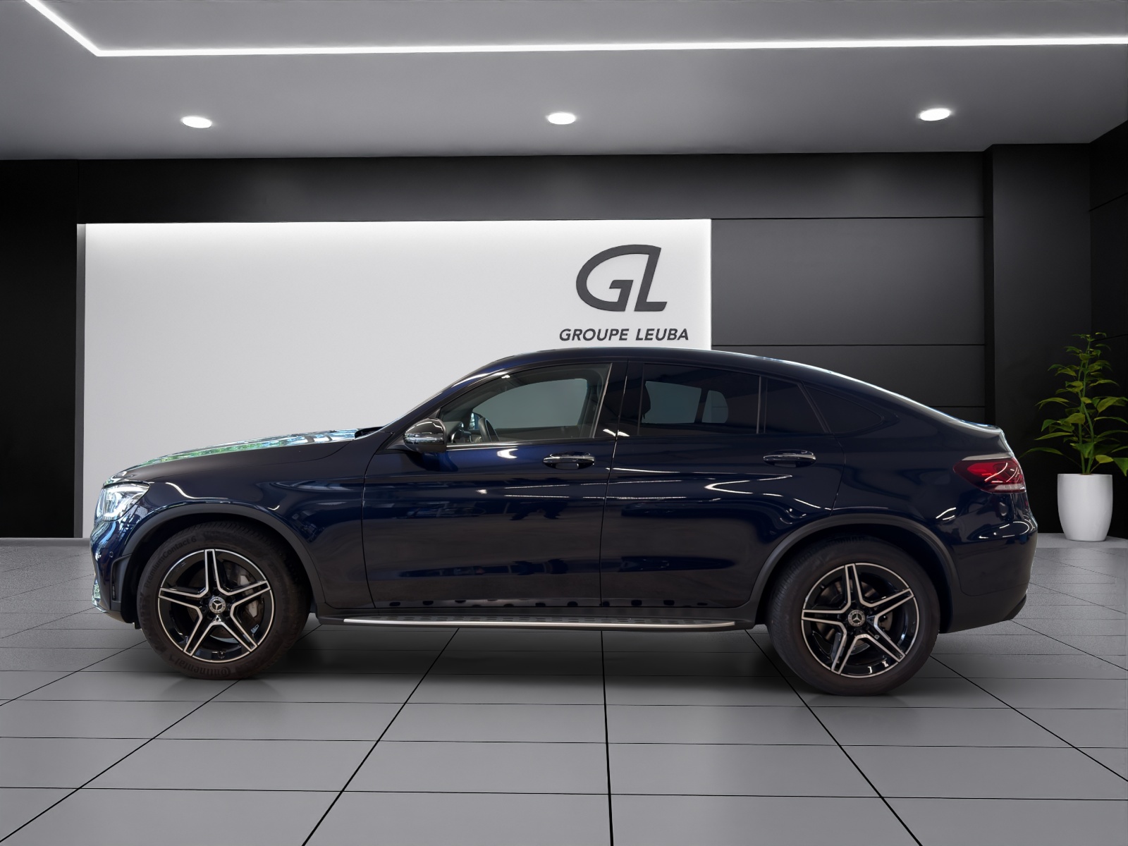 MERCEDES-BENZ GLC Coupé 300 AMG Line 4Matic 9G-Tronic-image-2