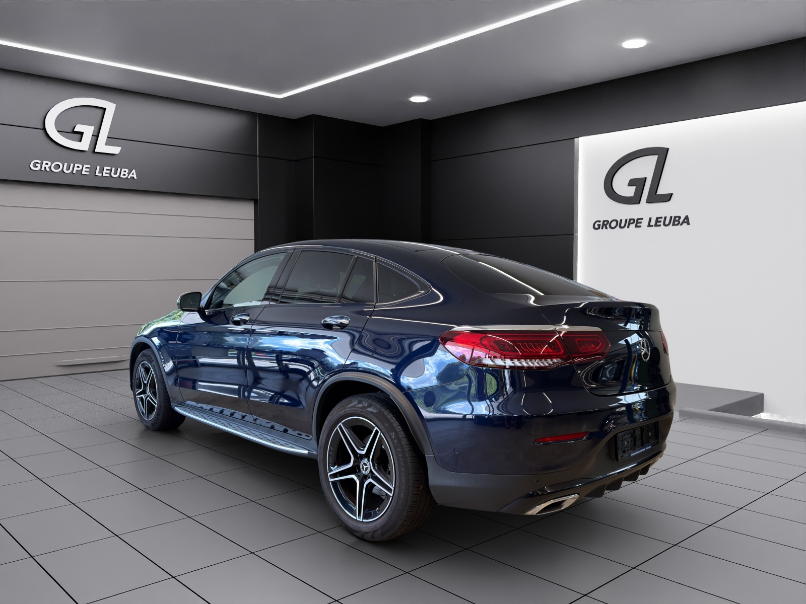 MERCEDES-BENZ GLC Coupé 300 AMG Line 4Matic 9G-Tronic-image-3