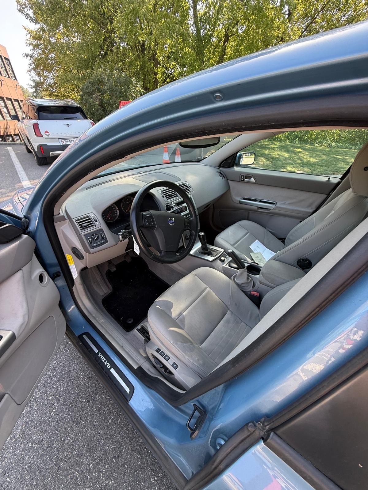 VOLVO 2.0D-image-4