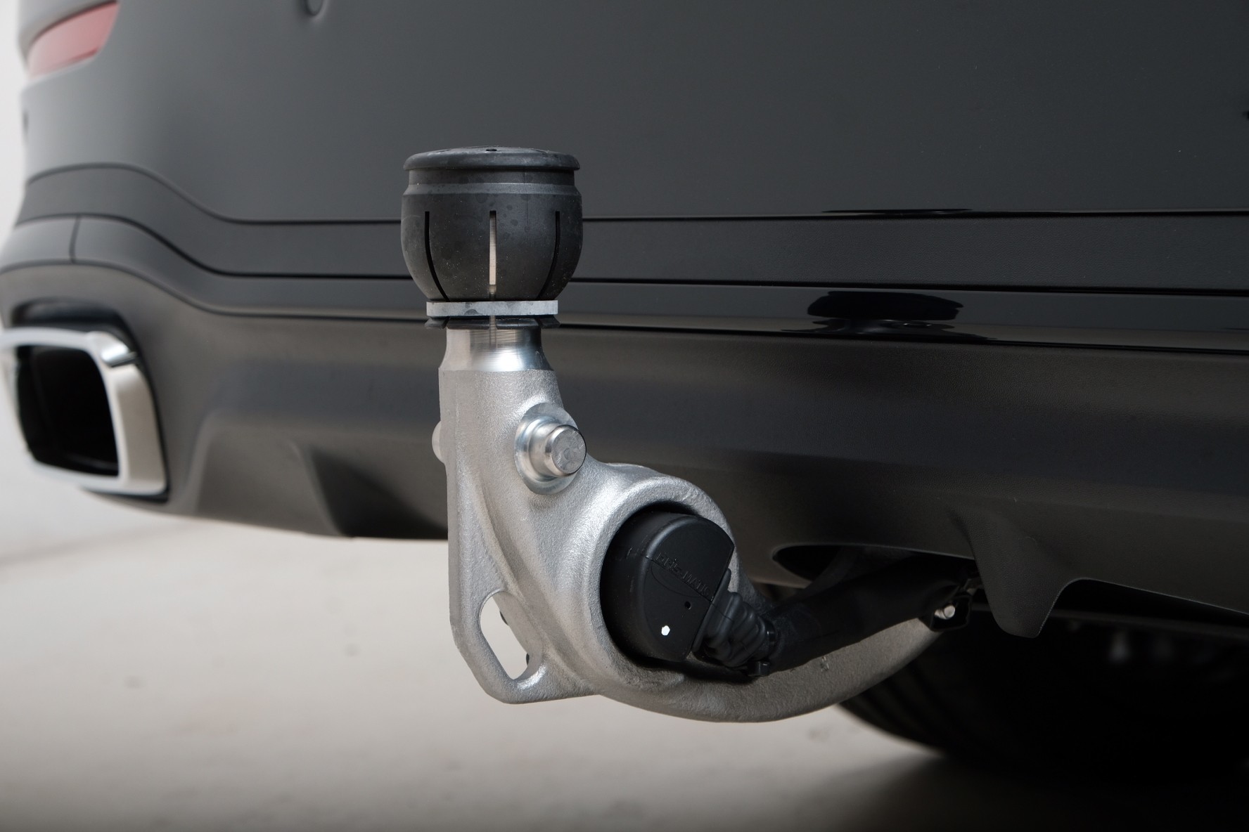 MERCEDES-BENZ C 220 d Swiss Star AMG Line 4matic S206-image-14