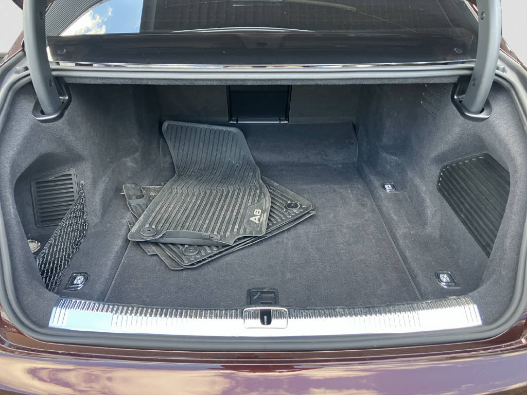 AUDI A8 3.0 55 TFSI quattro T-Tronic-image-12