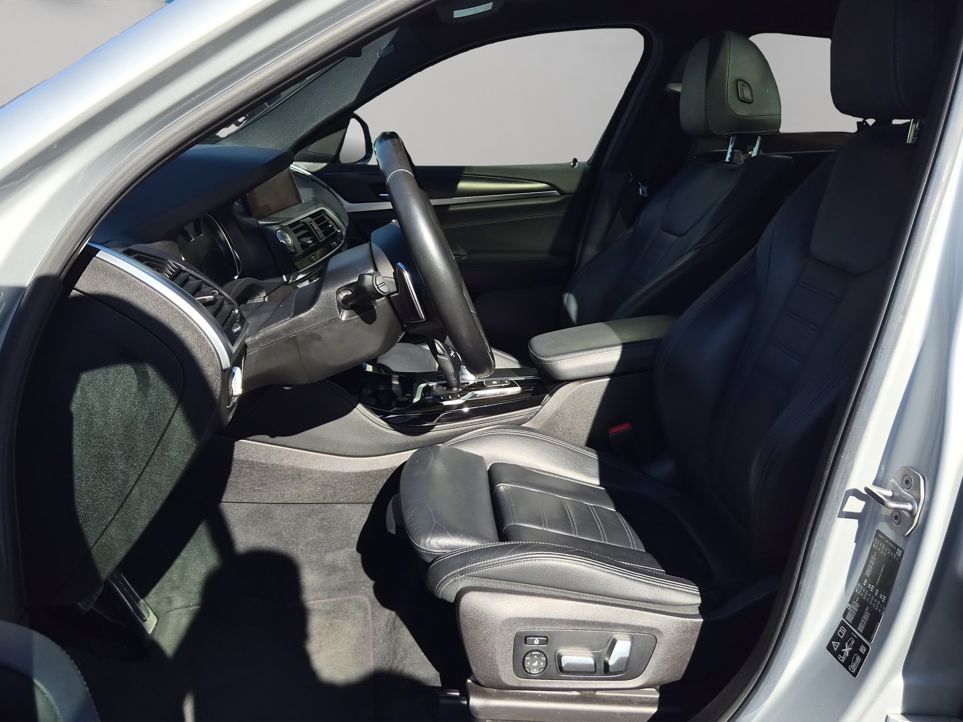 BMW X4 xDrive 30d M Sport X Steptronic-image-10