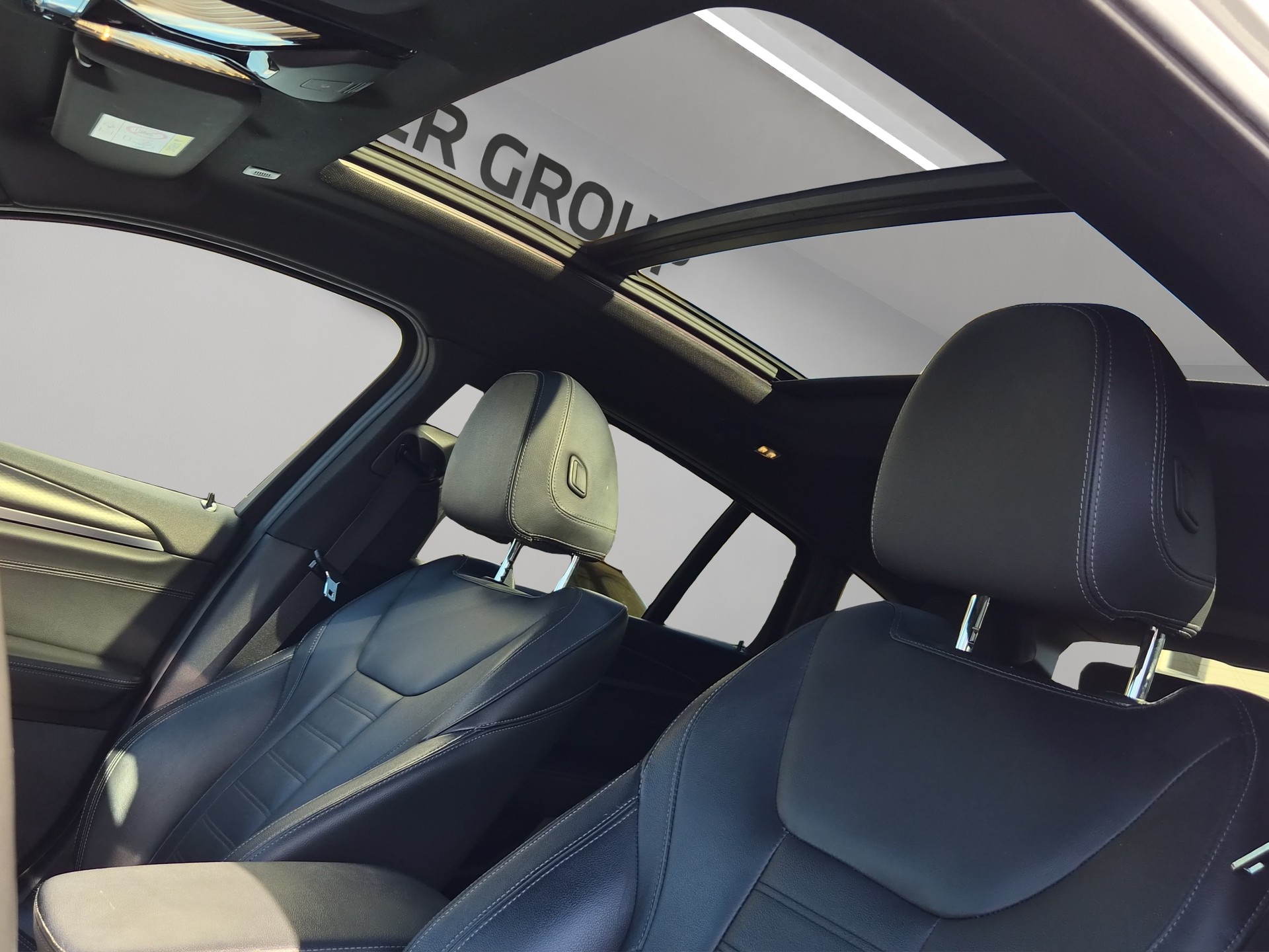 BMW X4 xDrive 30d M Sport X Steptronic-image-12