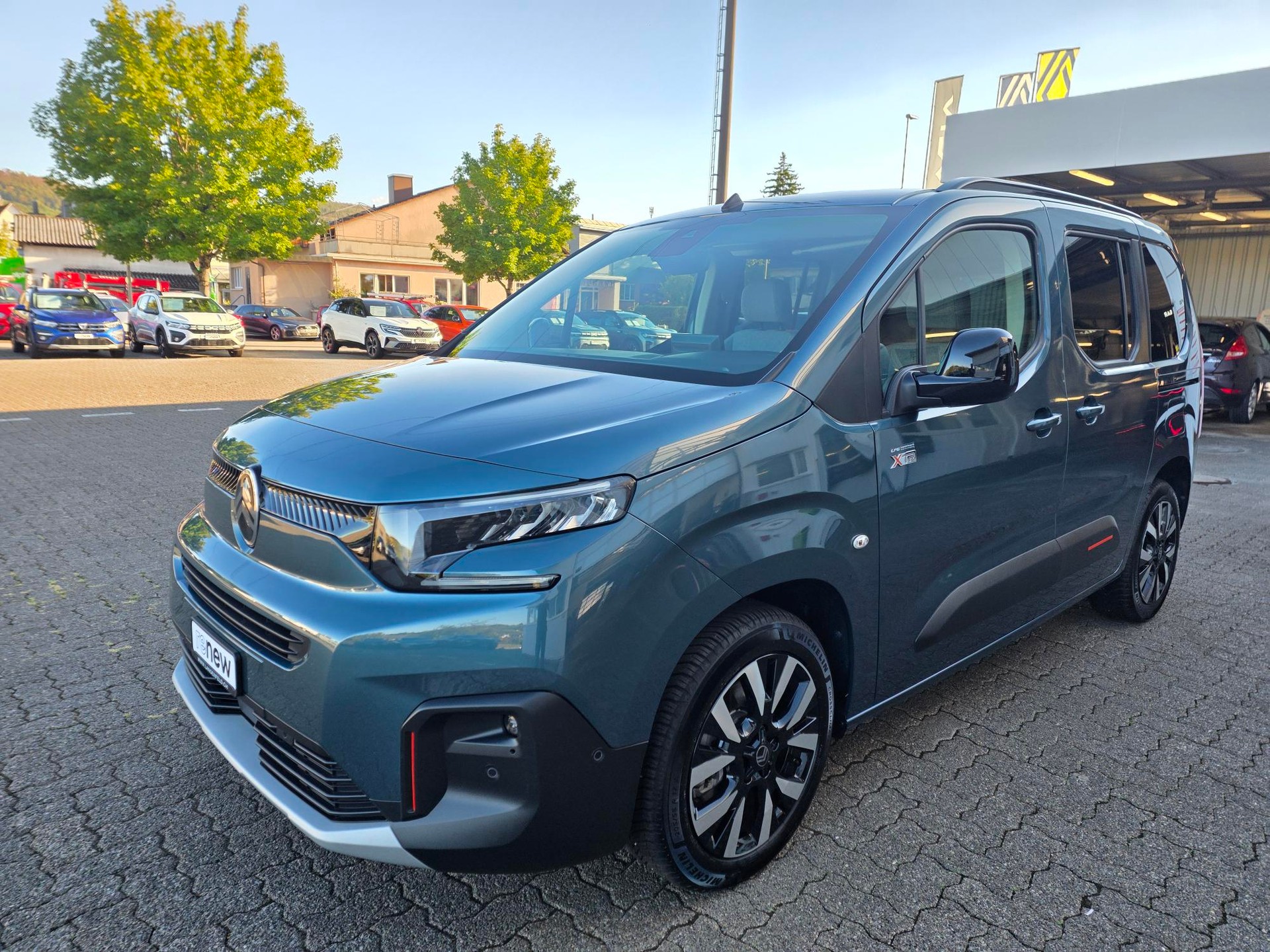 CITROEN Berlingo 1.5 BlueHDi 130 Max XTR-image-0