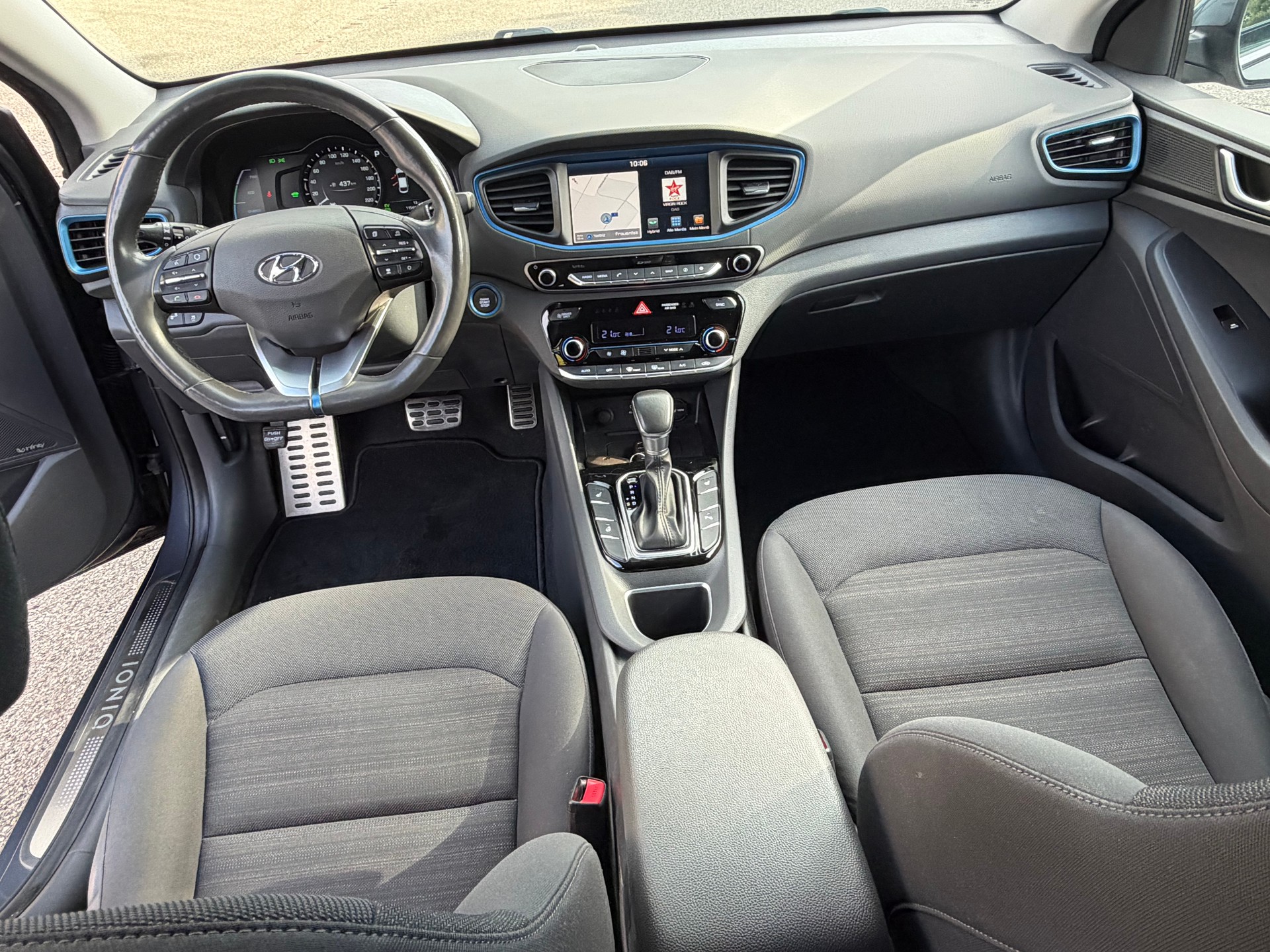 HYUNDAI Ioniq 1.6 GDi HEV Launch Plus DCT-image-7