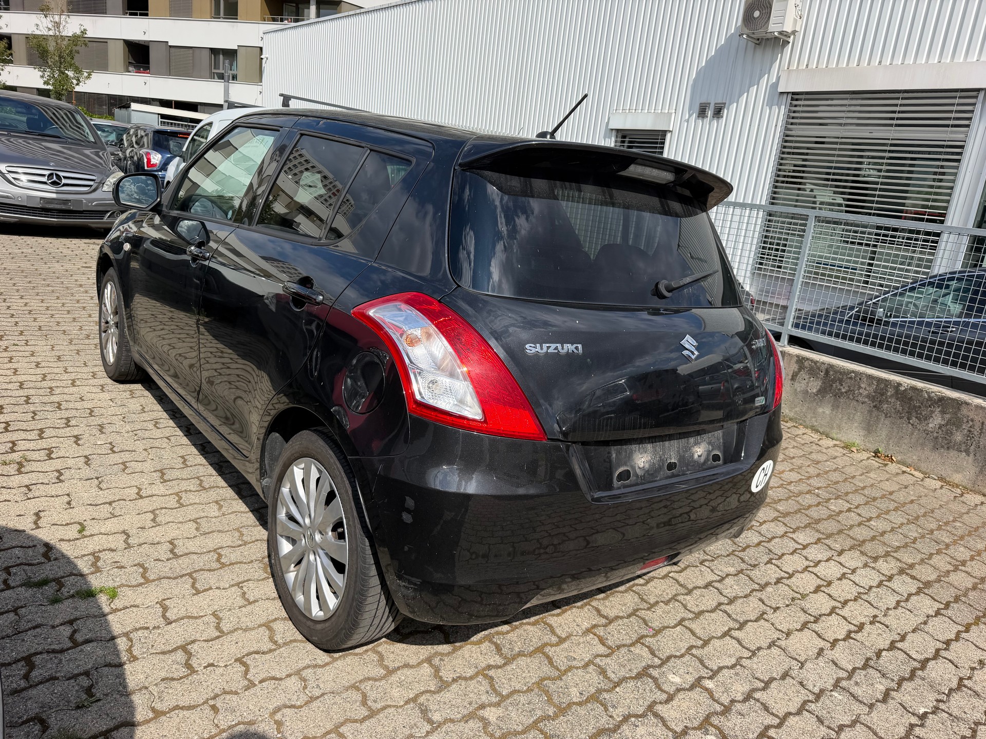 SUZUKI Swift 1.2i 16V GL Sergio Cellano-image-4