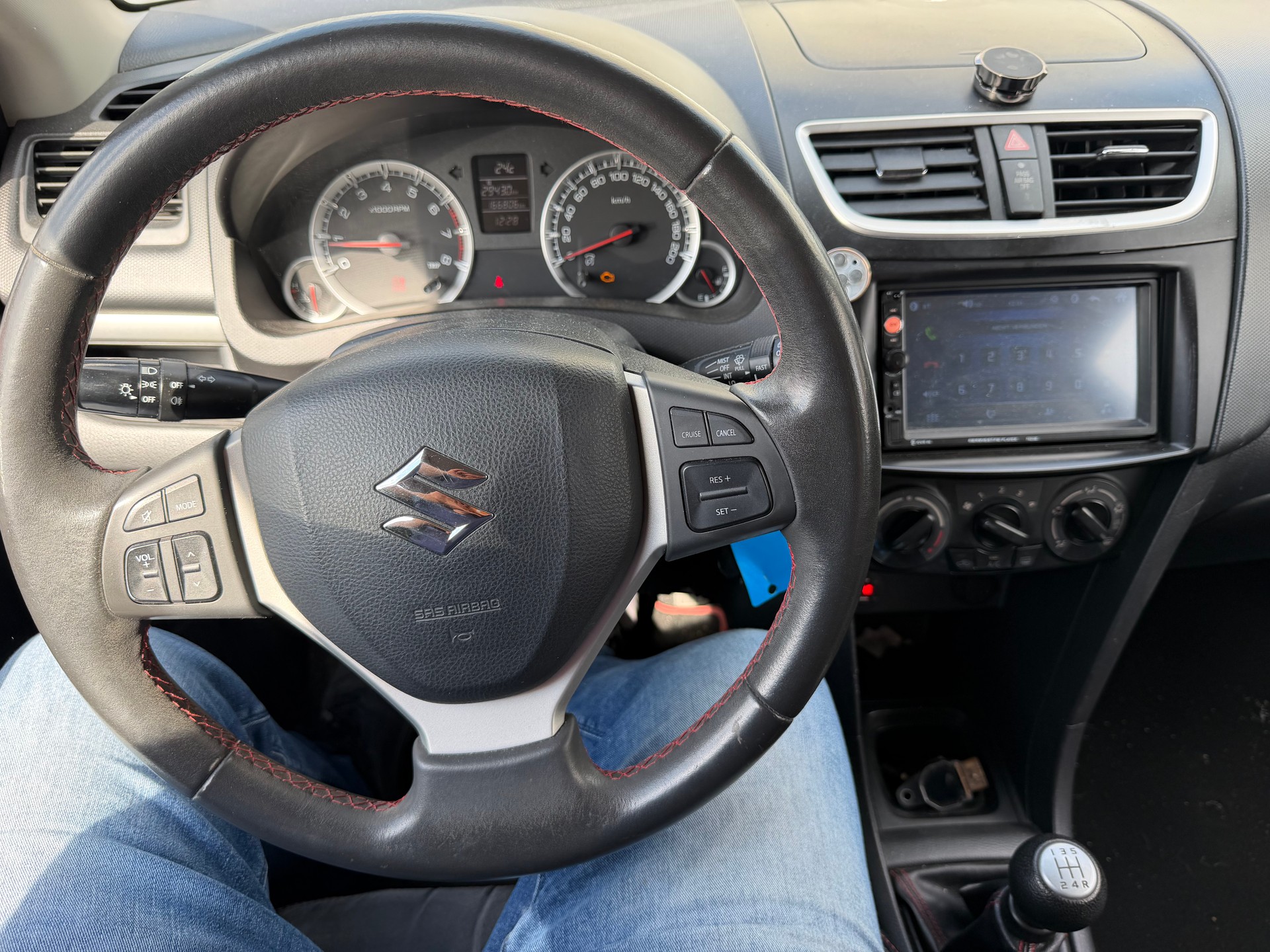 SUZUKI Swift 1.2i 16V GL Sergio Cellano-image-11